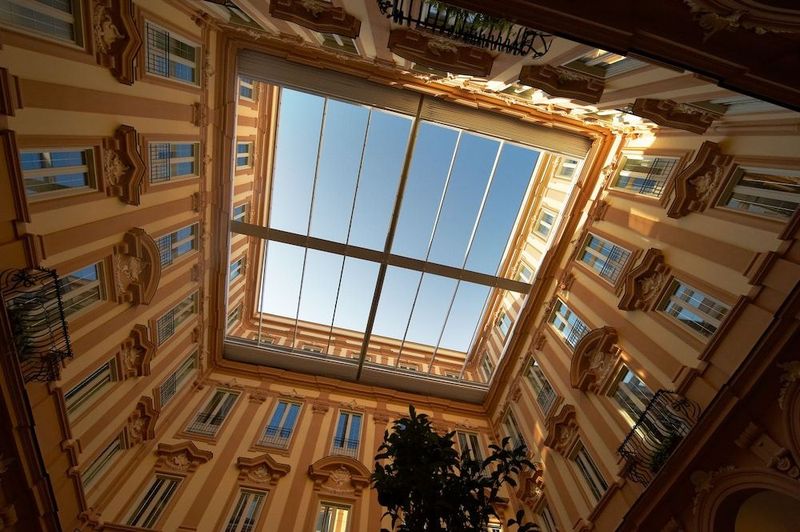 Grand Hotel Piazza Borsa - Image 2