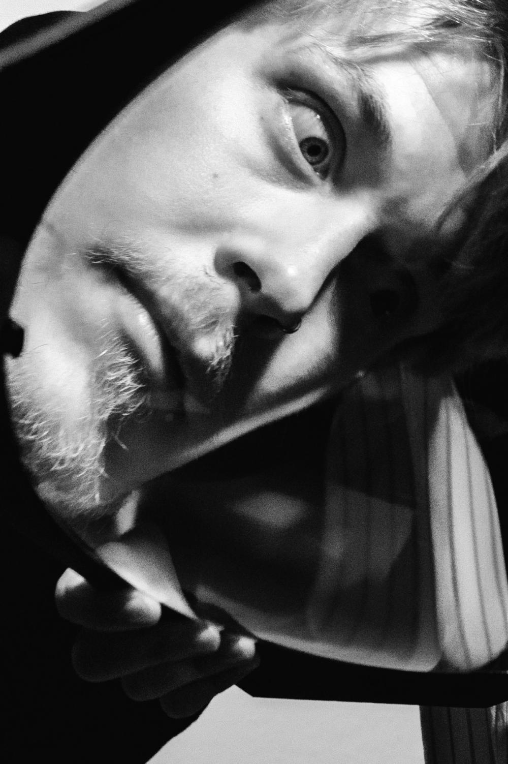 Missing alternative text