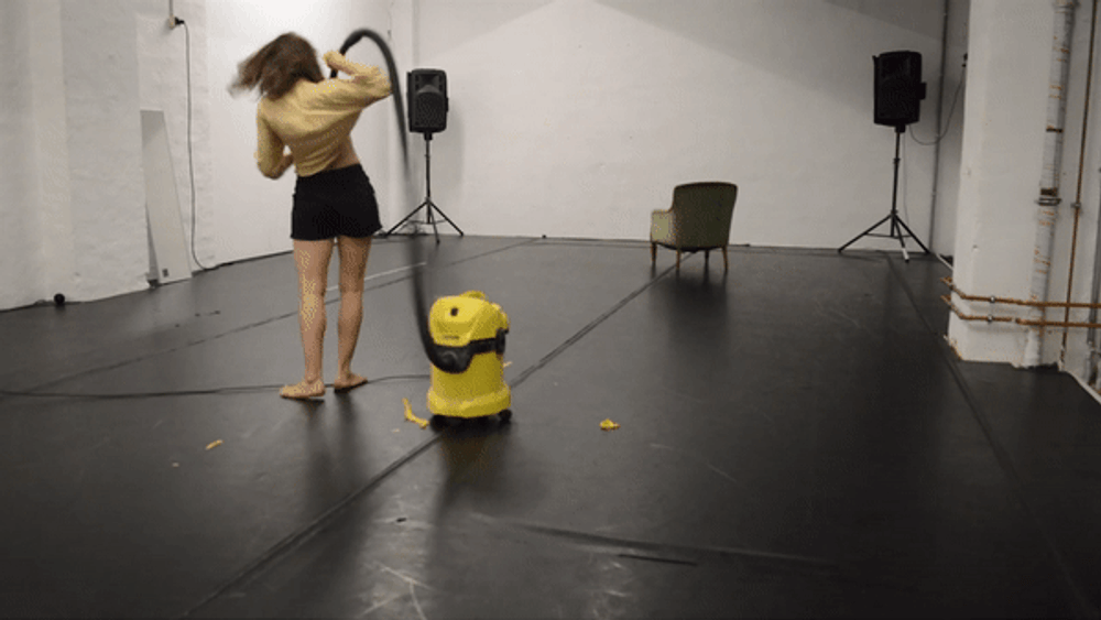 Missing alternative text