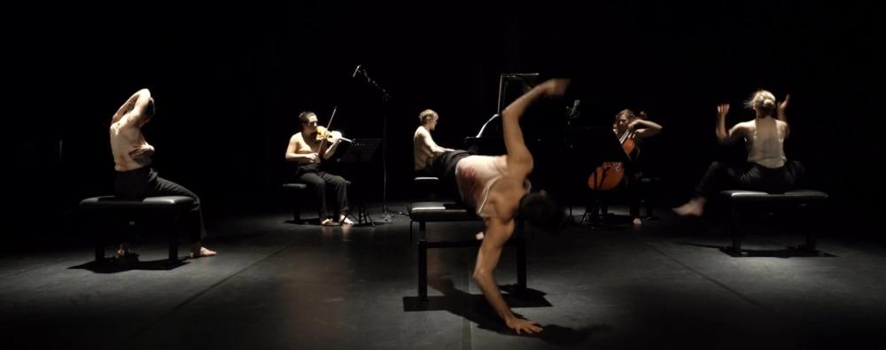 Missing alternative text