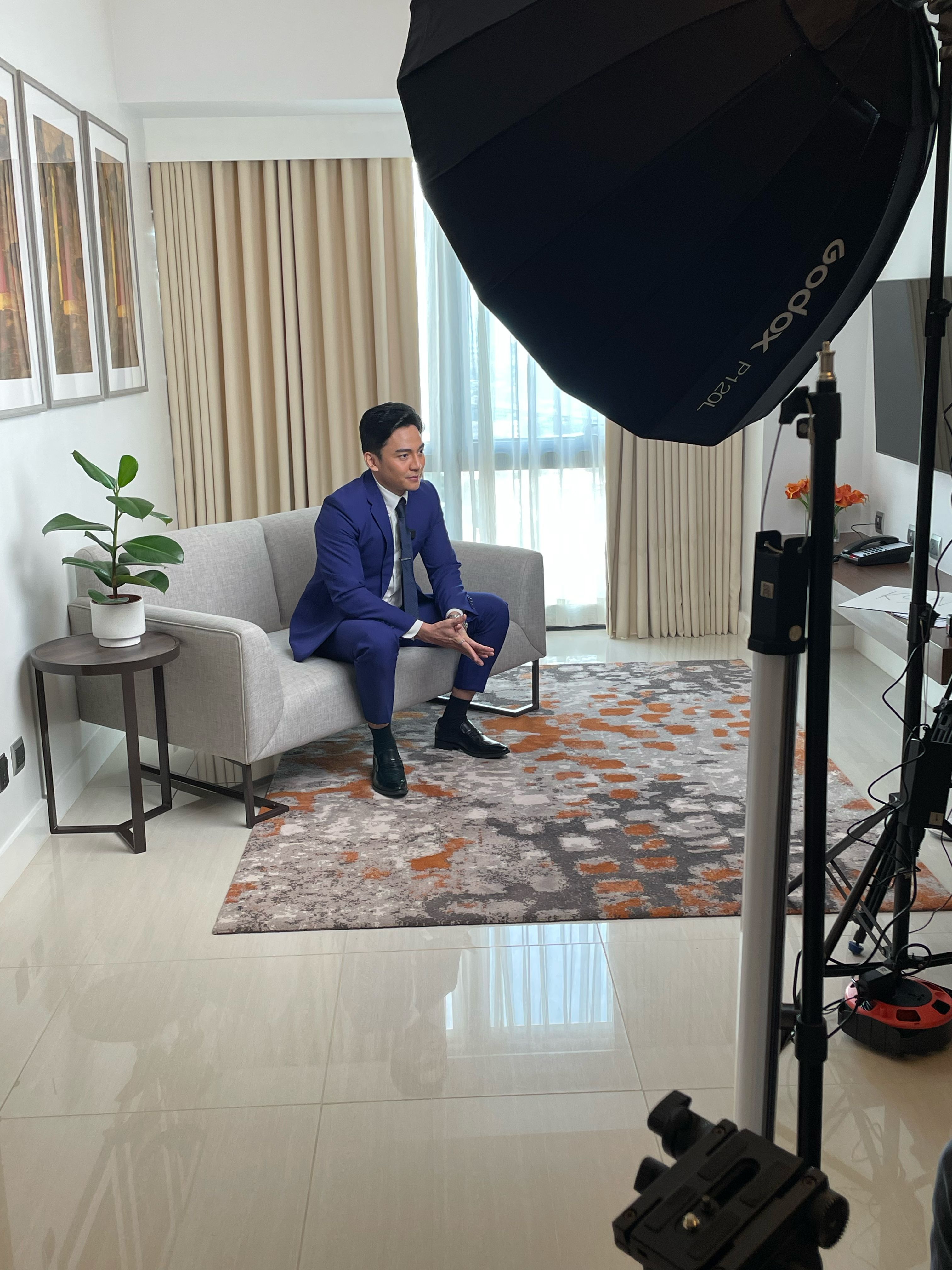 Jak Roberto Kapuso Profiles Shoot BTS Image 1