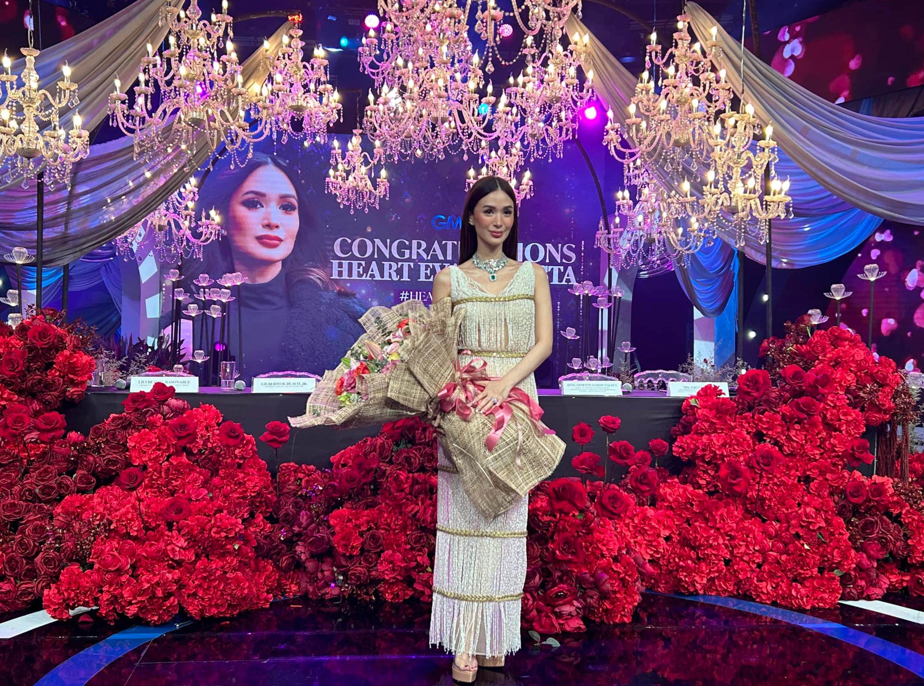 Heart Evangelista Contract Signing