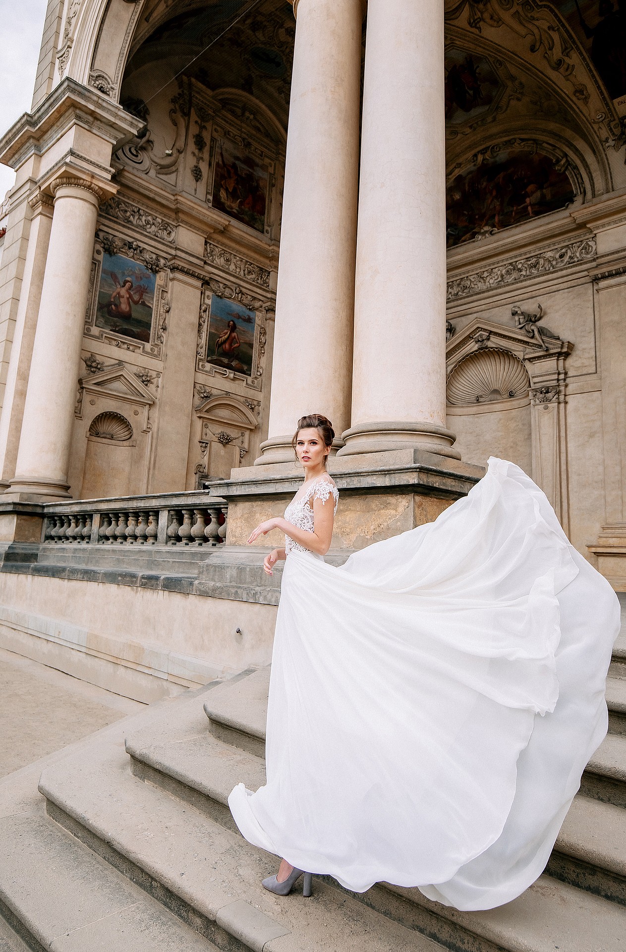 Rafaela Kalderon couture