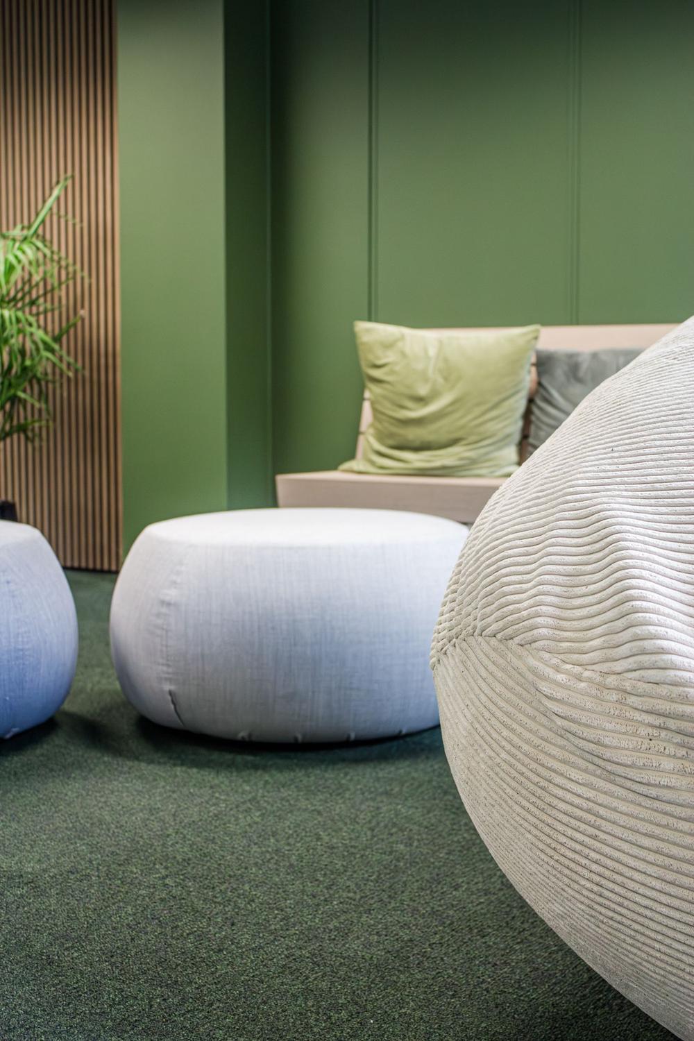 Y-Sales circular office interior in Watermael-Boitsfort, Brussels, gallery image 12 of 15
