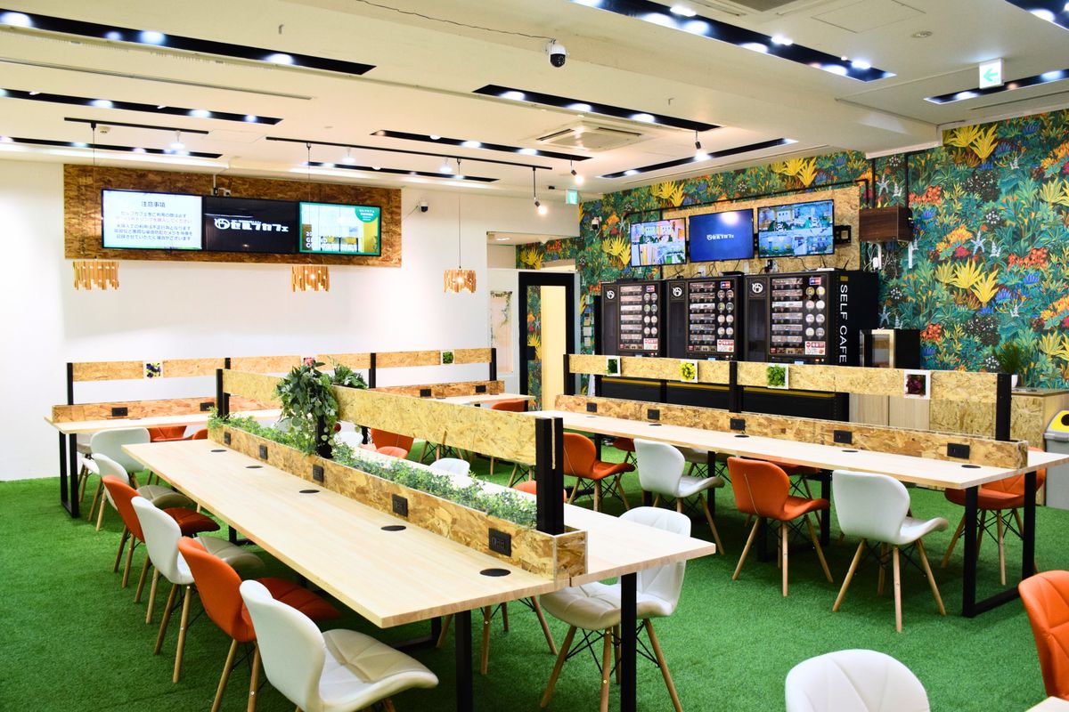 セルフカフェ 渋谷神南店の店内