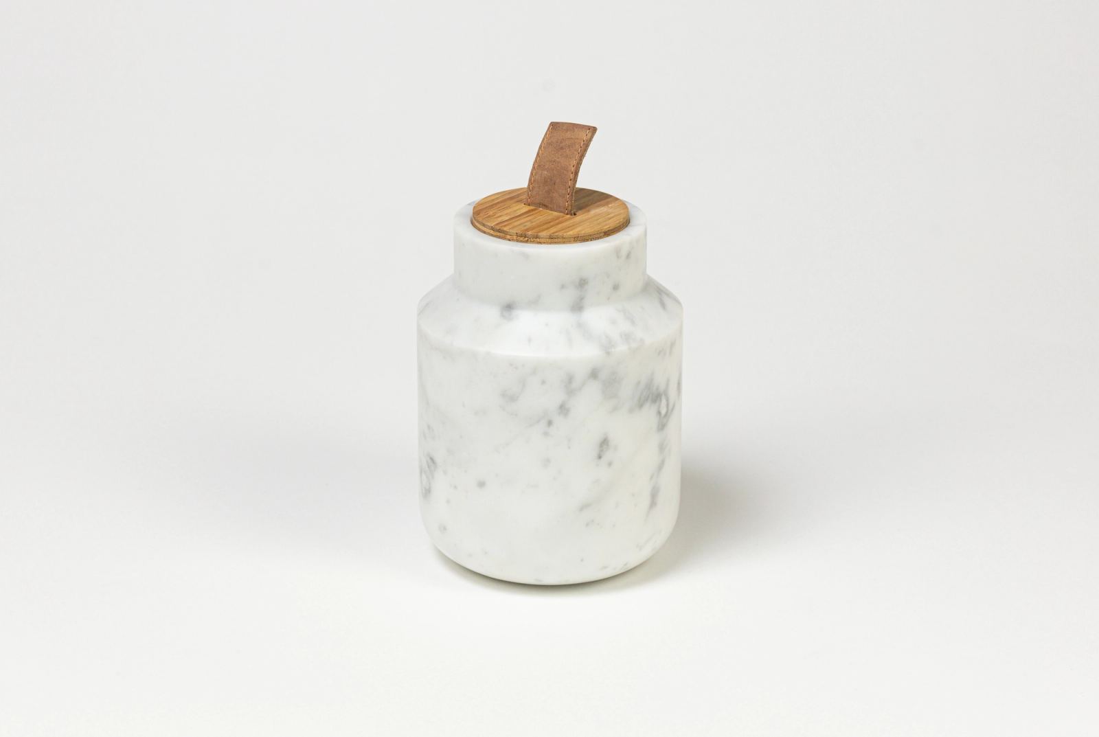 Handle, 3
