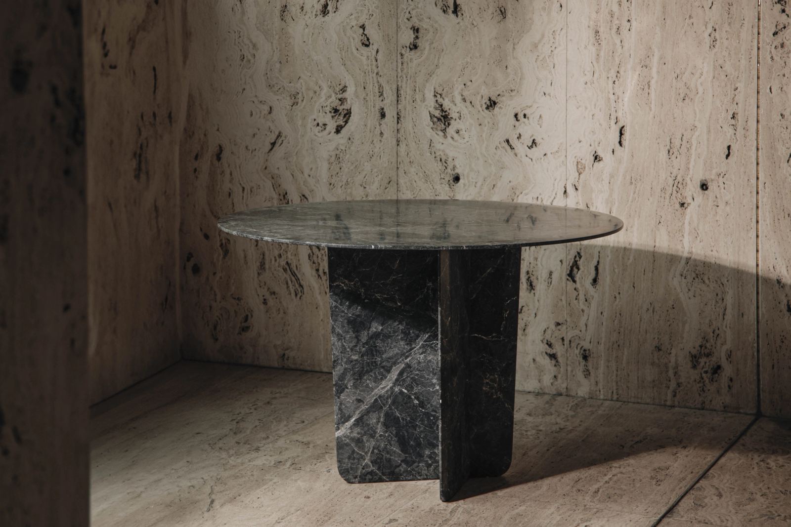 Quina Dining Table, 6