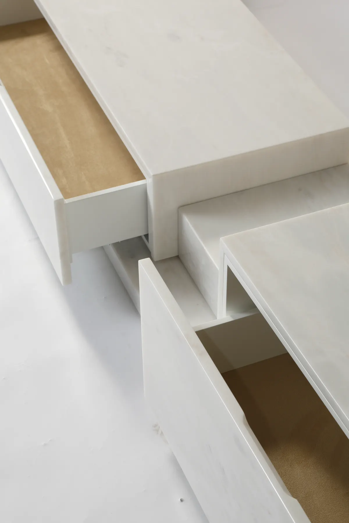 Podium, 9