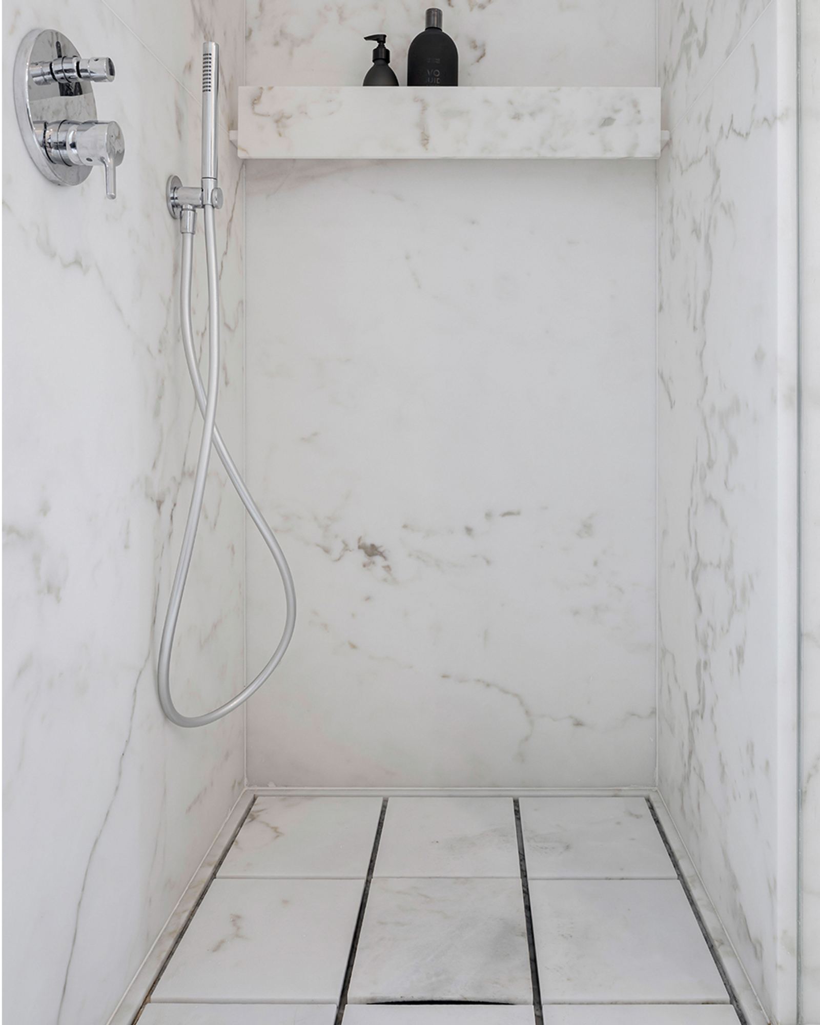Tiled, 1