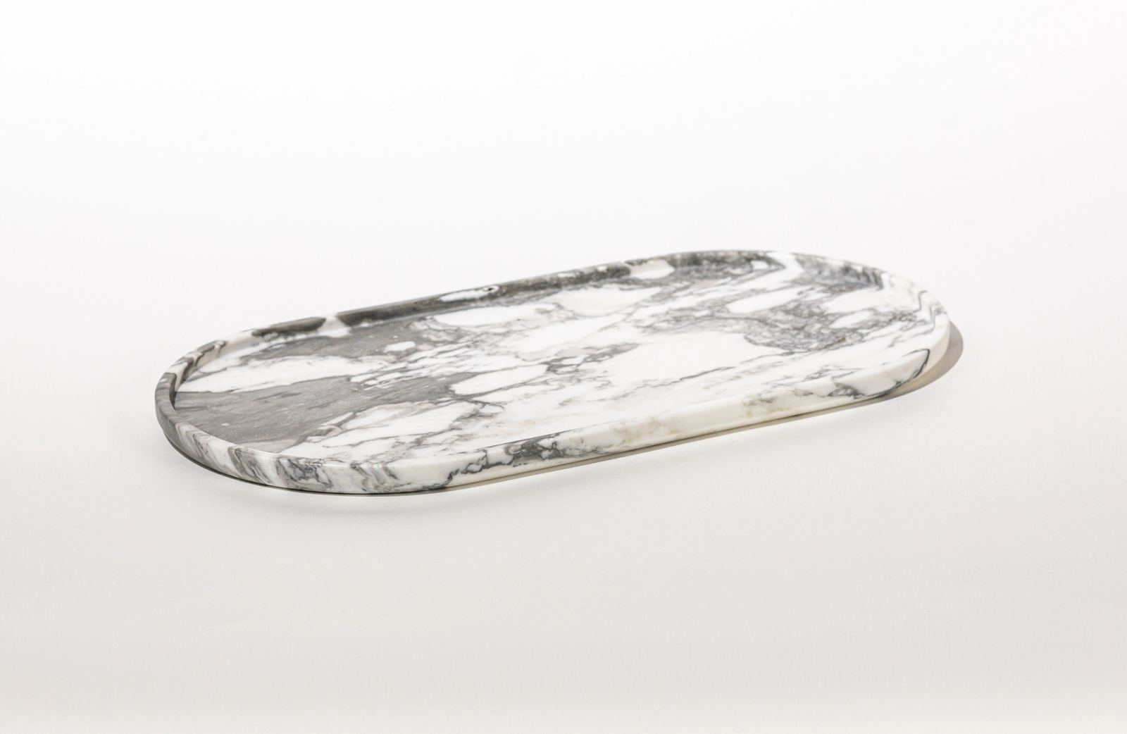 Round Tray, 6