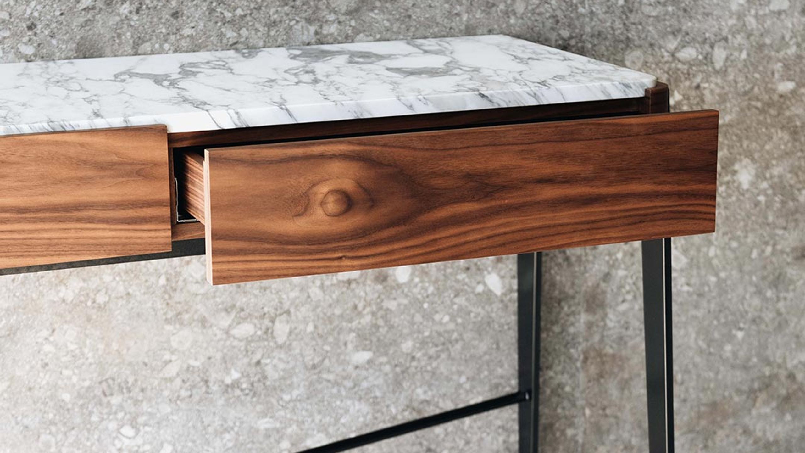Bouvet Console