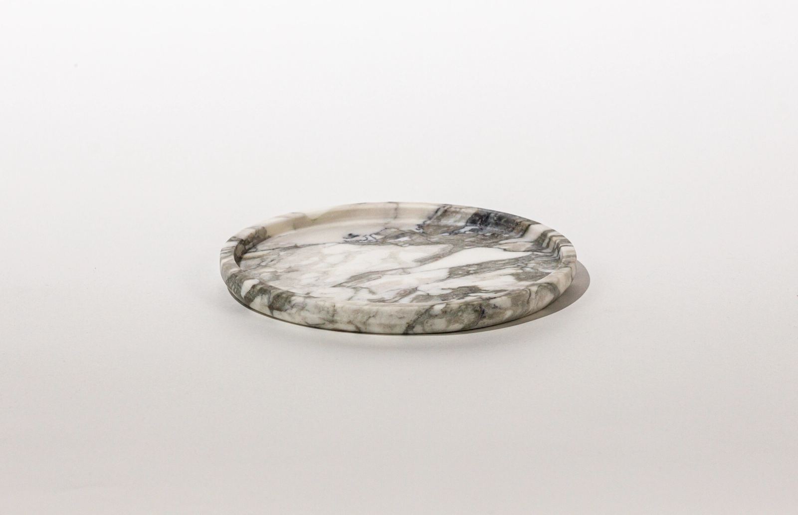 Round Plate, 3
