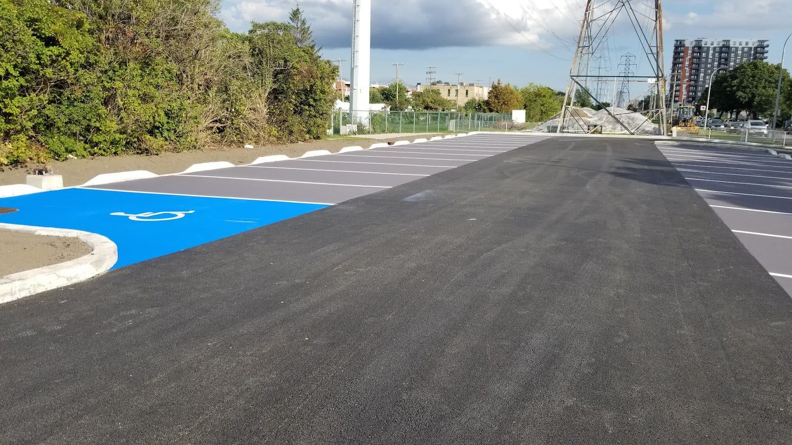 Parking lot surface, photo 5 of 53