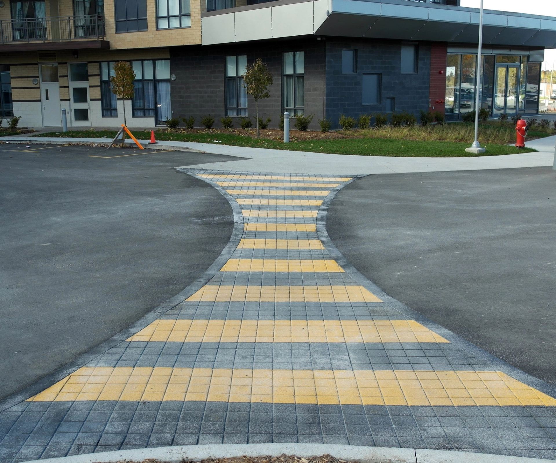 TrafficPatternsXD preformed thermoplastic, photo 5 of 108