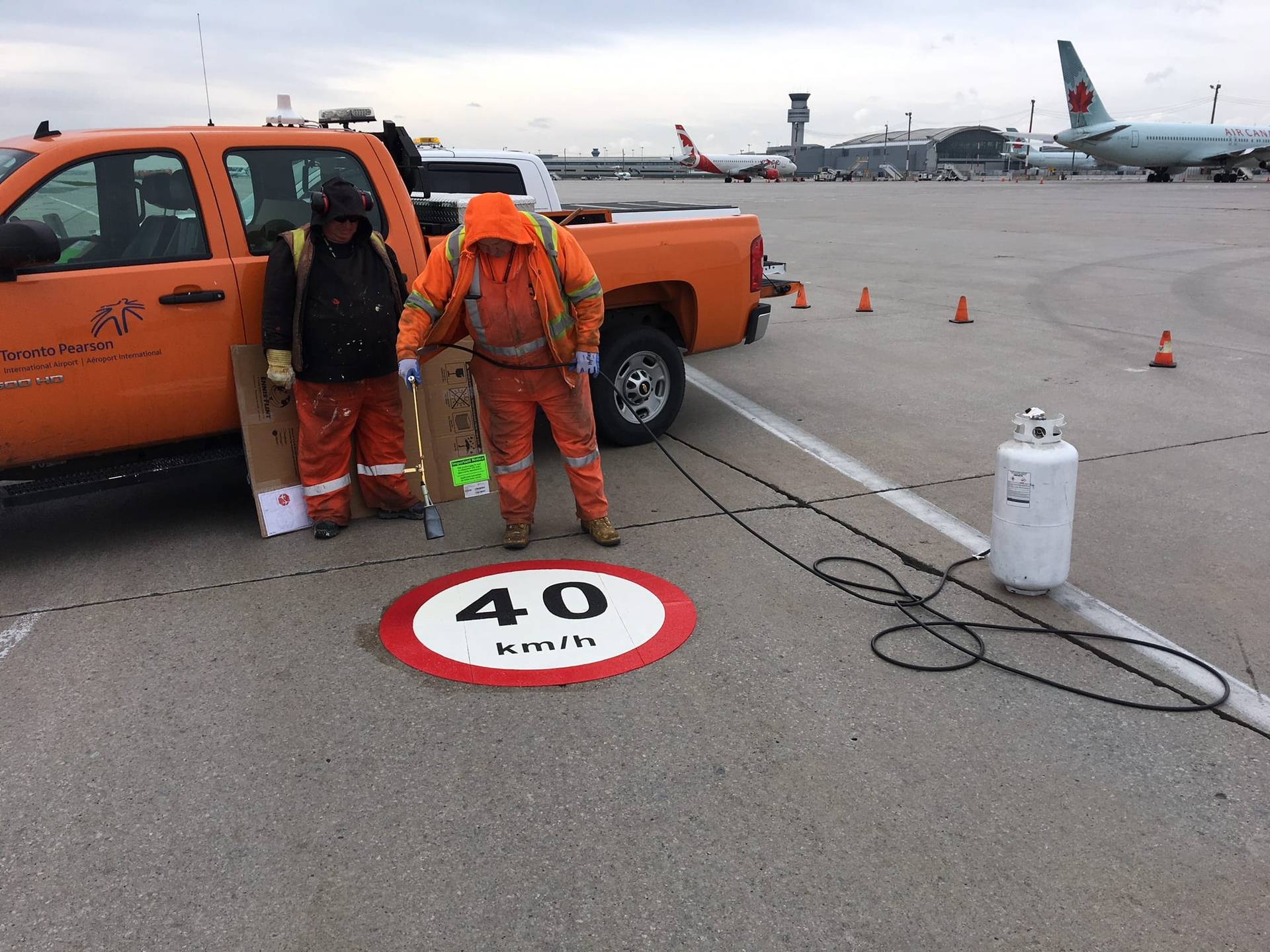 Airport pavement marking installation in Canada: apron and airside service area marking at an airport apron