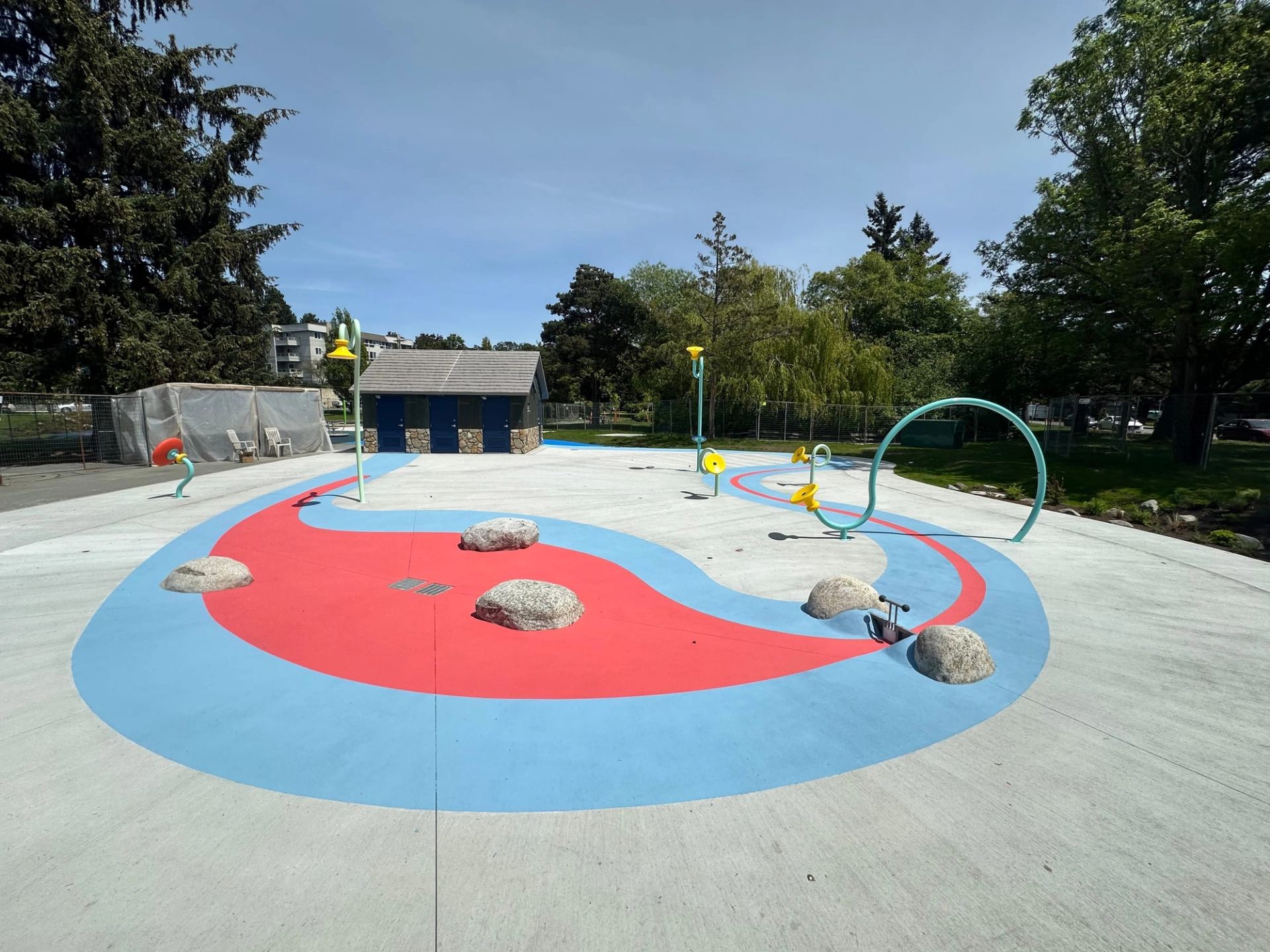 Splash pad surface, photo 4 of 25