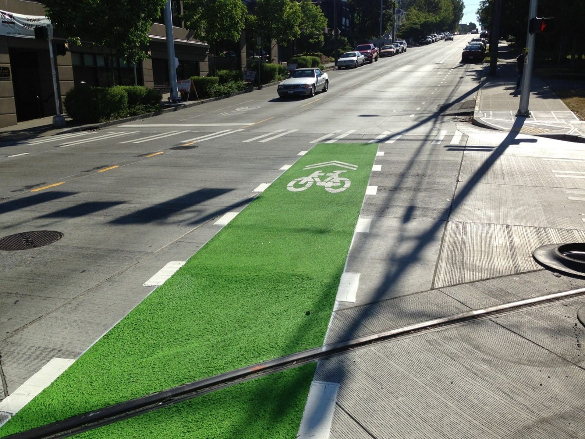 Coloured bike lane, photo 2 of 31
