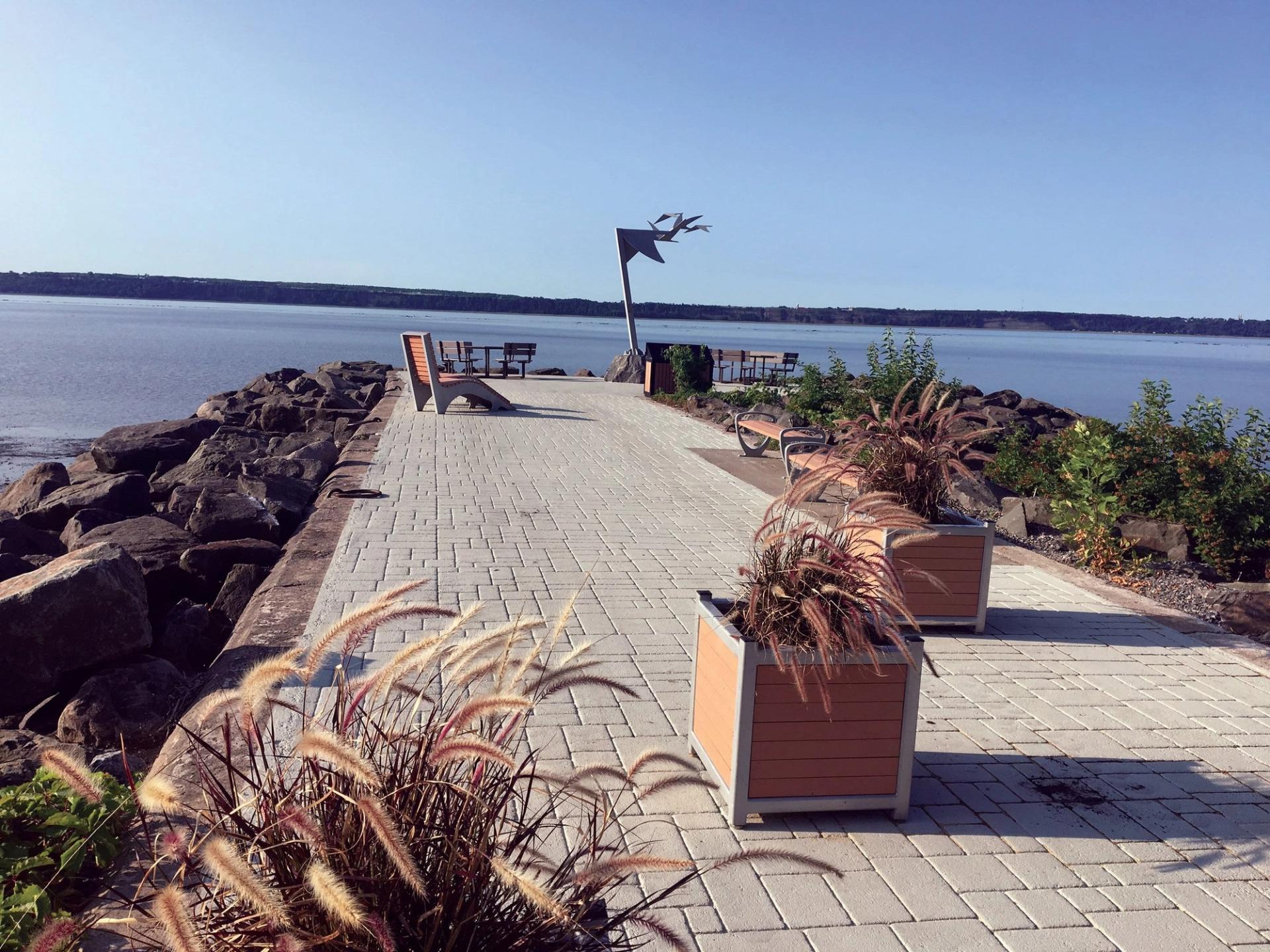 Commercial pavement design installation in Canada: retail entrances and commercial site identity at a hotel forecourt