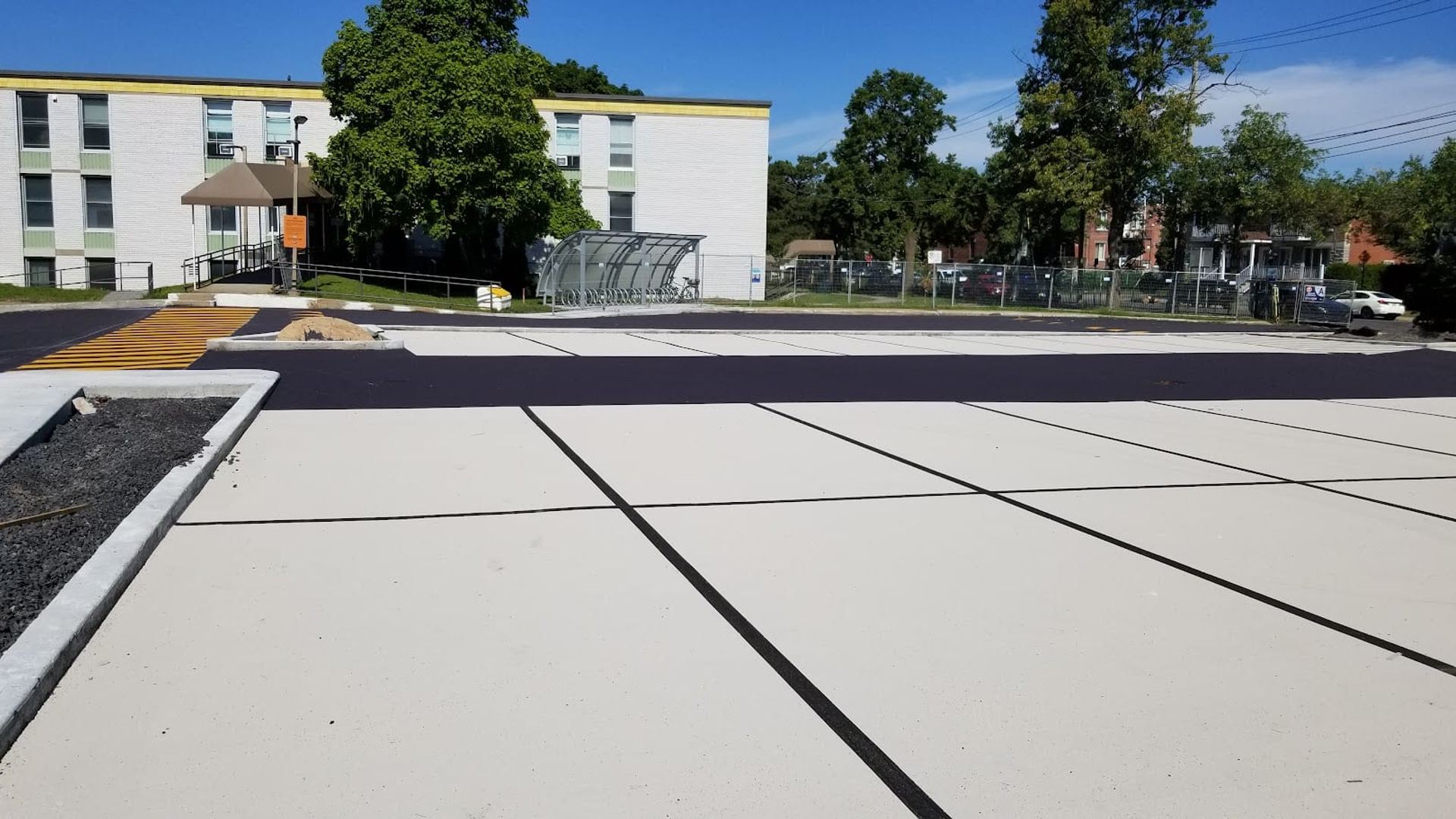 Parking lot surface, photo 3 of 53