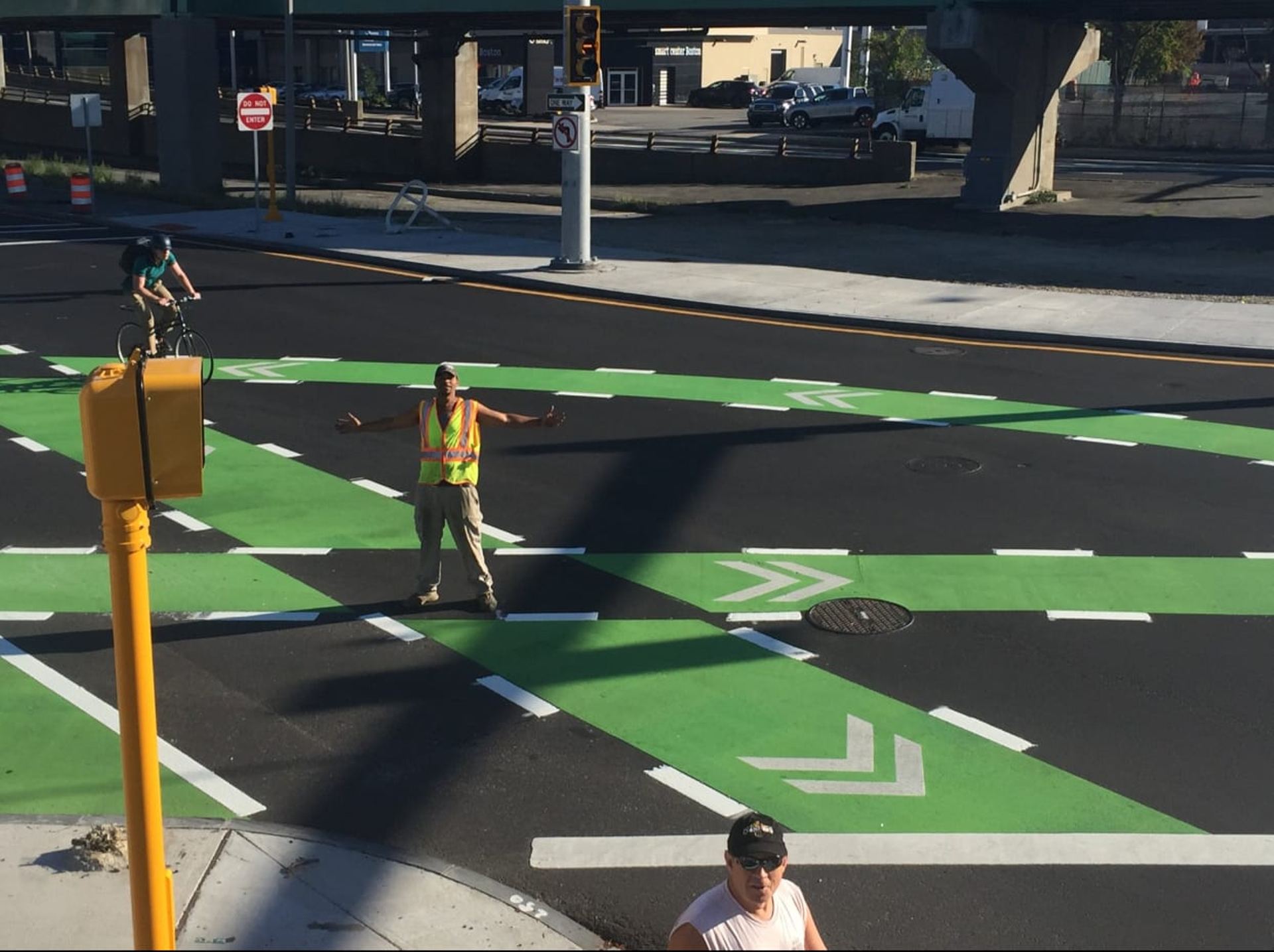 Coloured bike lane, photo 7 of 31