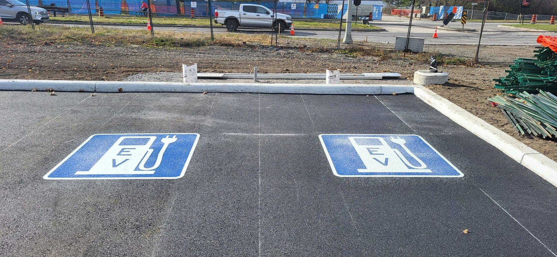 Parking lot surface, photo 7 of 53