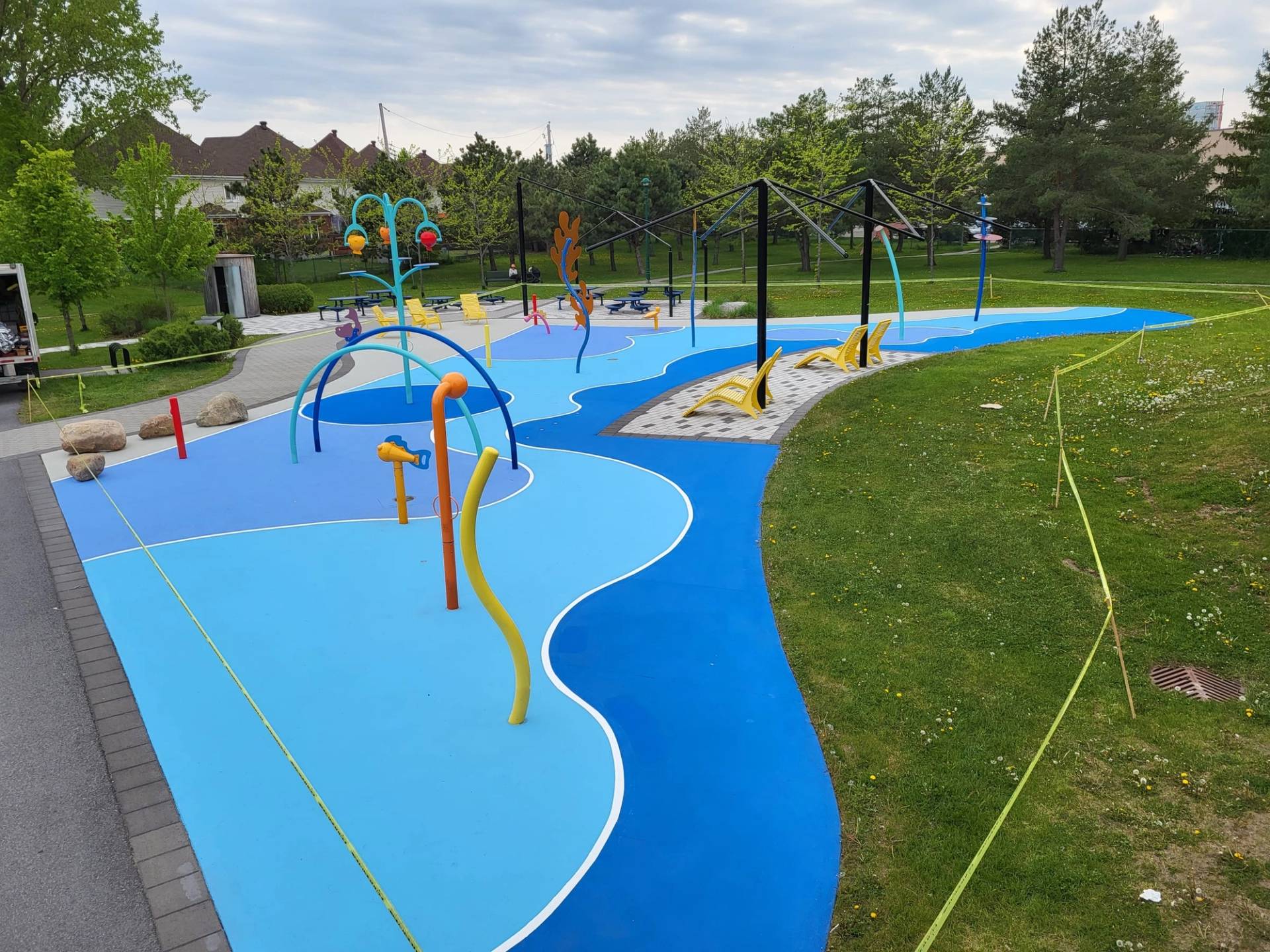 HUB Surface Systems splash pad surfacing: wet play surfaces with slip resistance at a community water play area