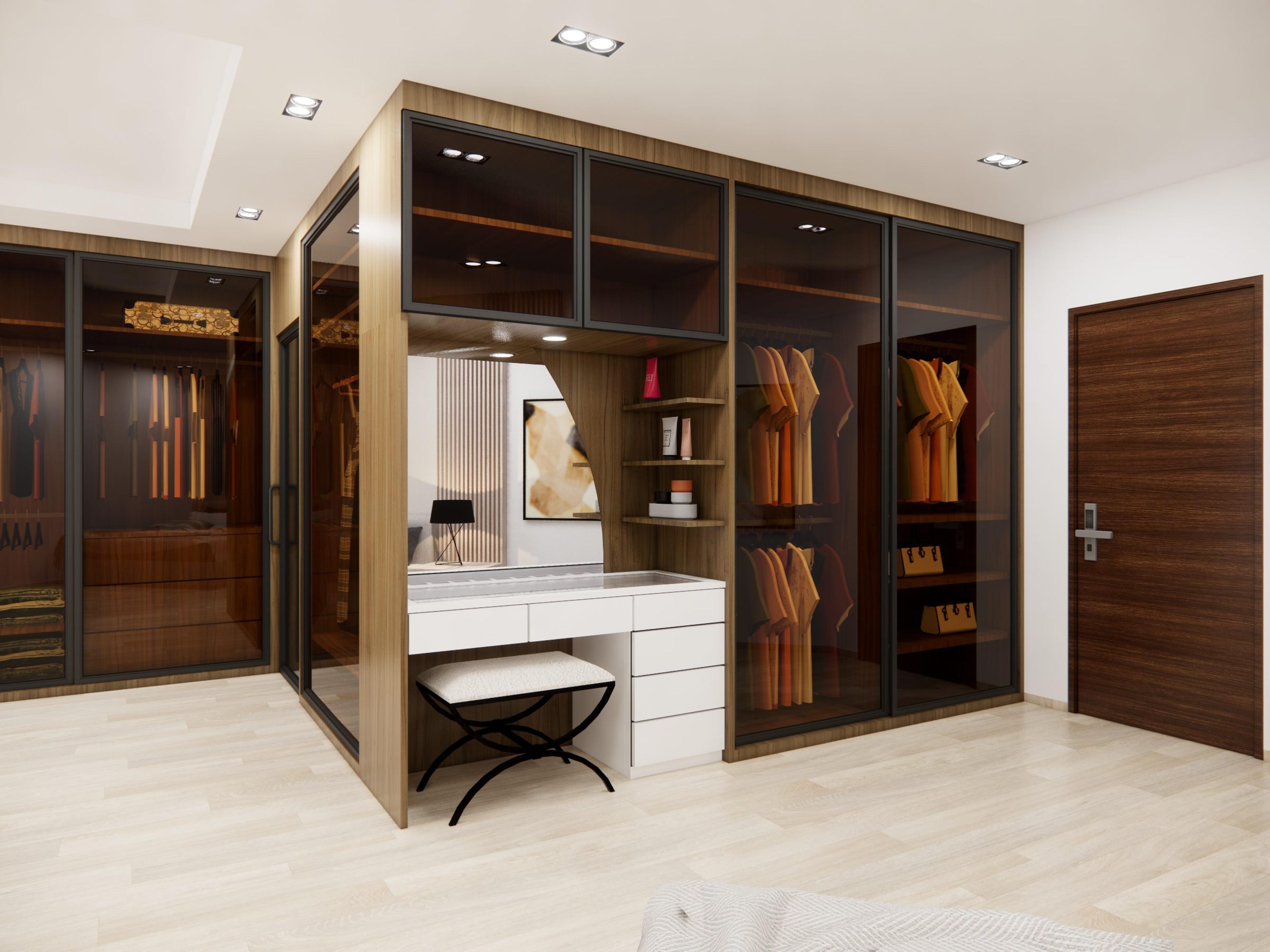 Walk-in wardrobe — Mandarin Gardens