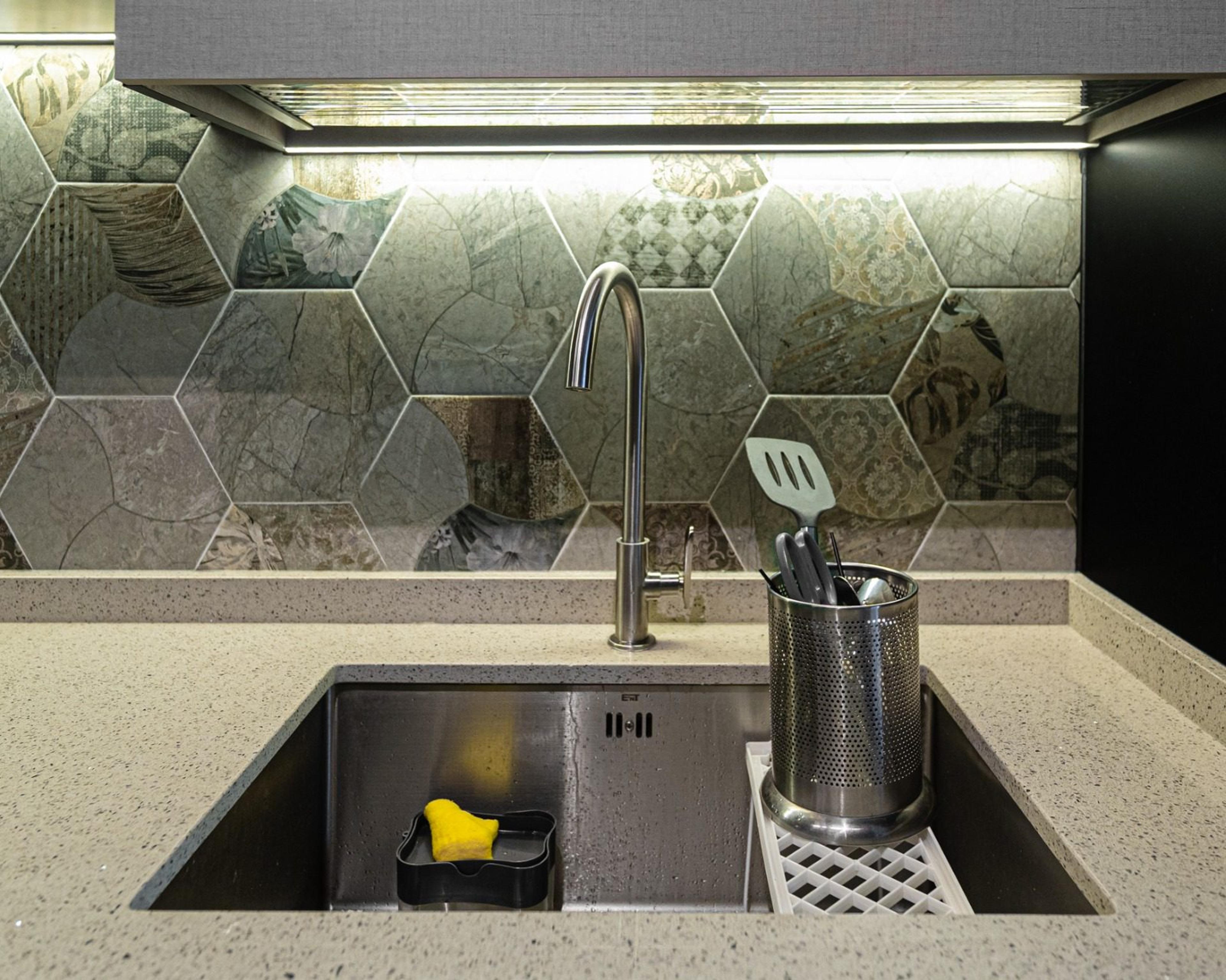 Kitchen detail — 260 Bukit Batok