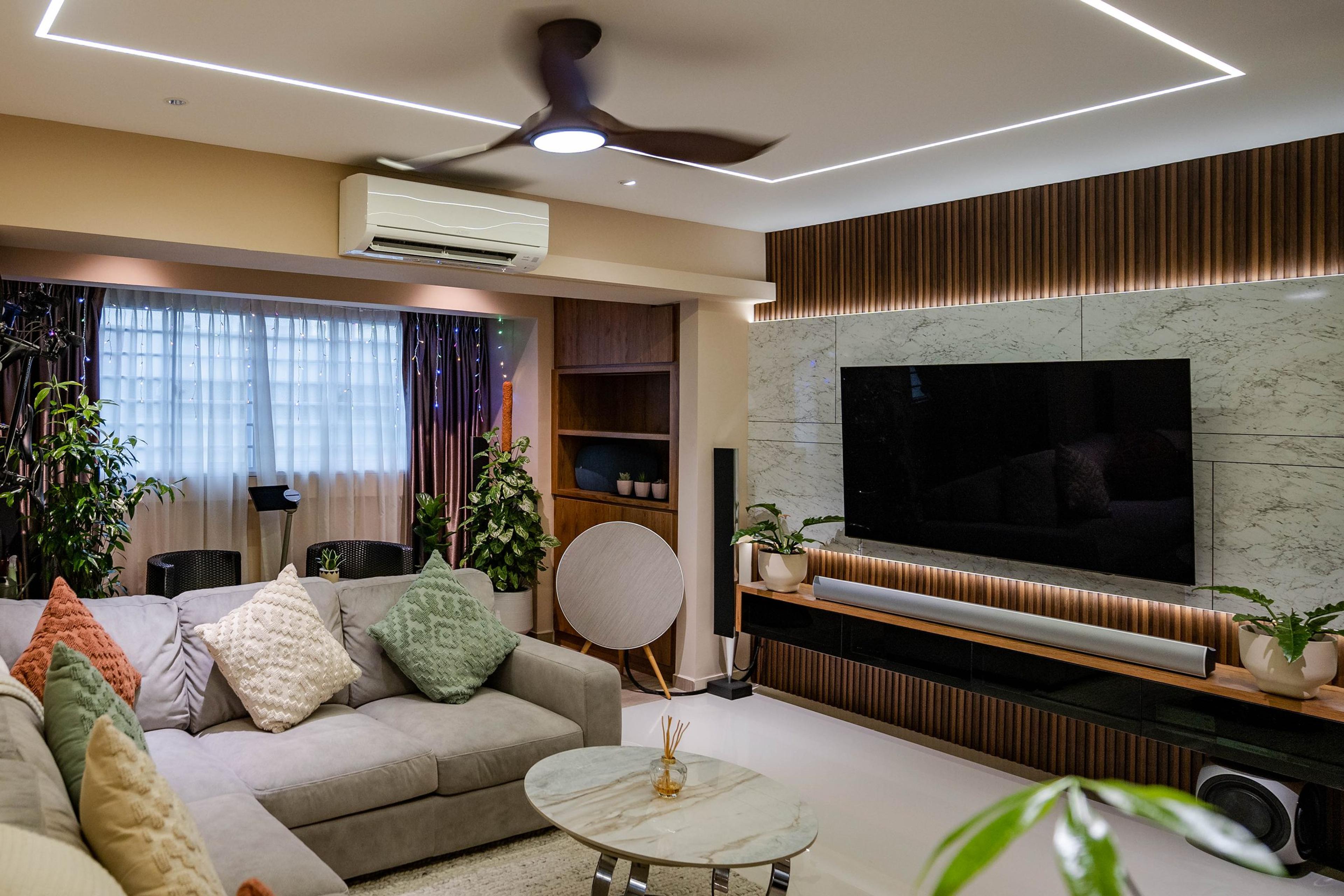 Living room — 431 Tampines