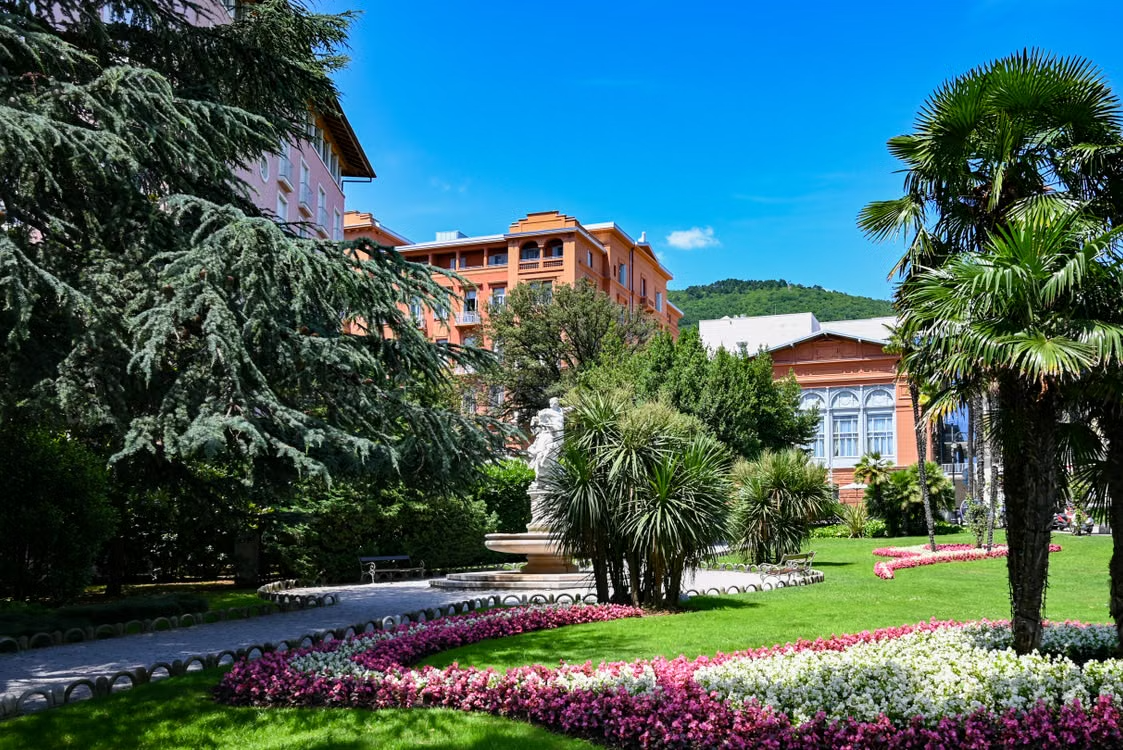 Villa Angiolina & Angiolina Park