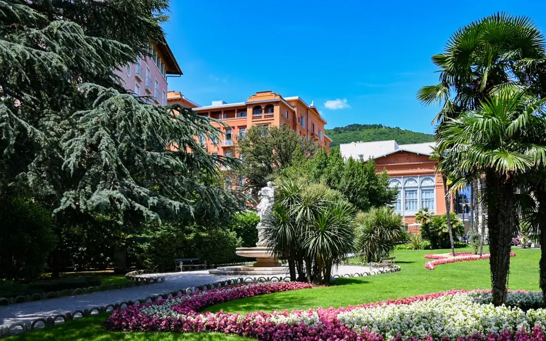 Villa Angiolina & Angiolina Park