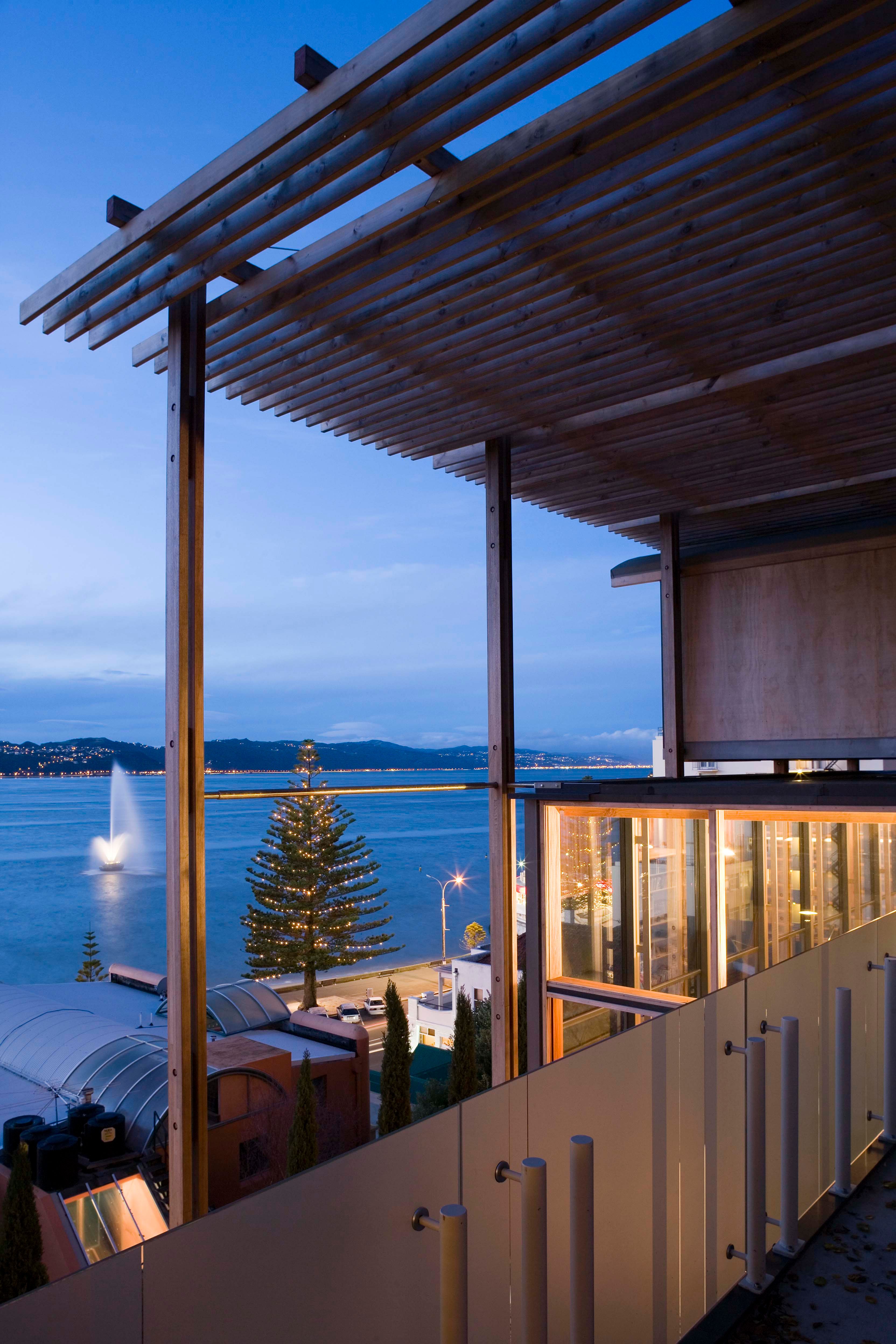 VIDEO: Guided Tour of Architecture Workshop’s 224 Oriental Bay House