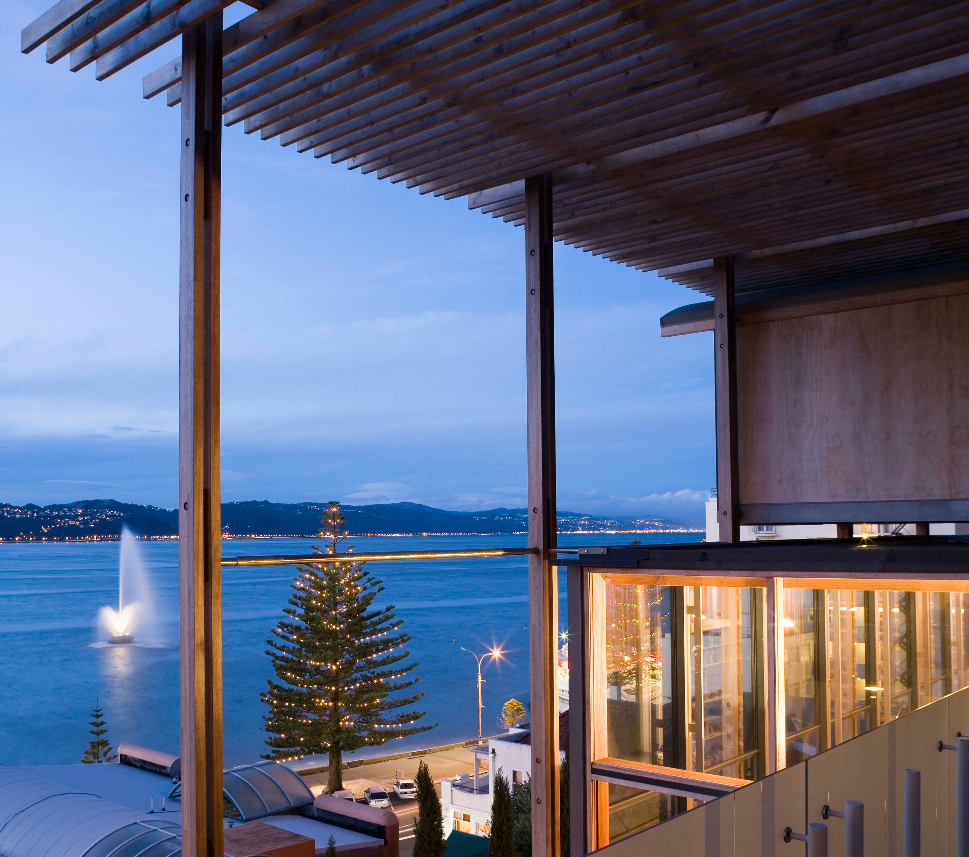 VIDEO: Guided Tour of Architecture Workshop’s 224 Oriental Bay House