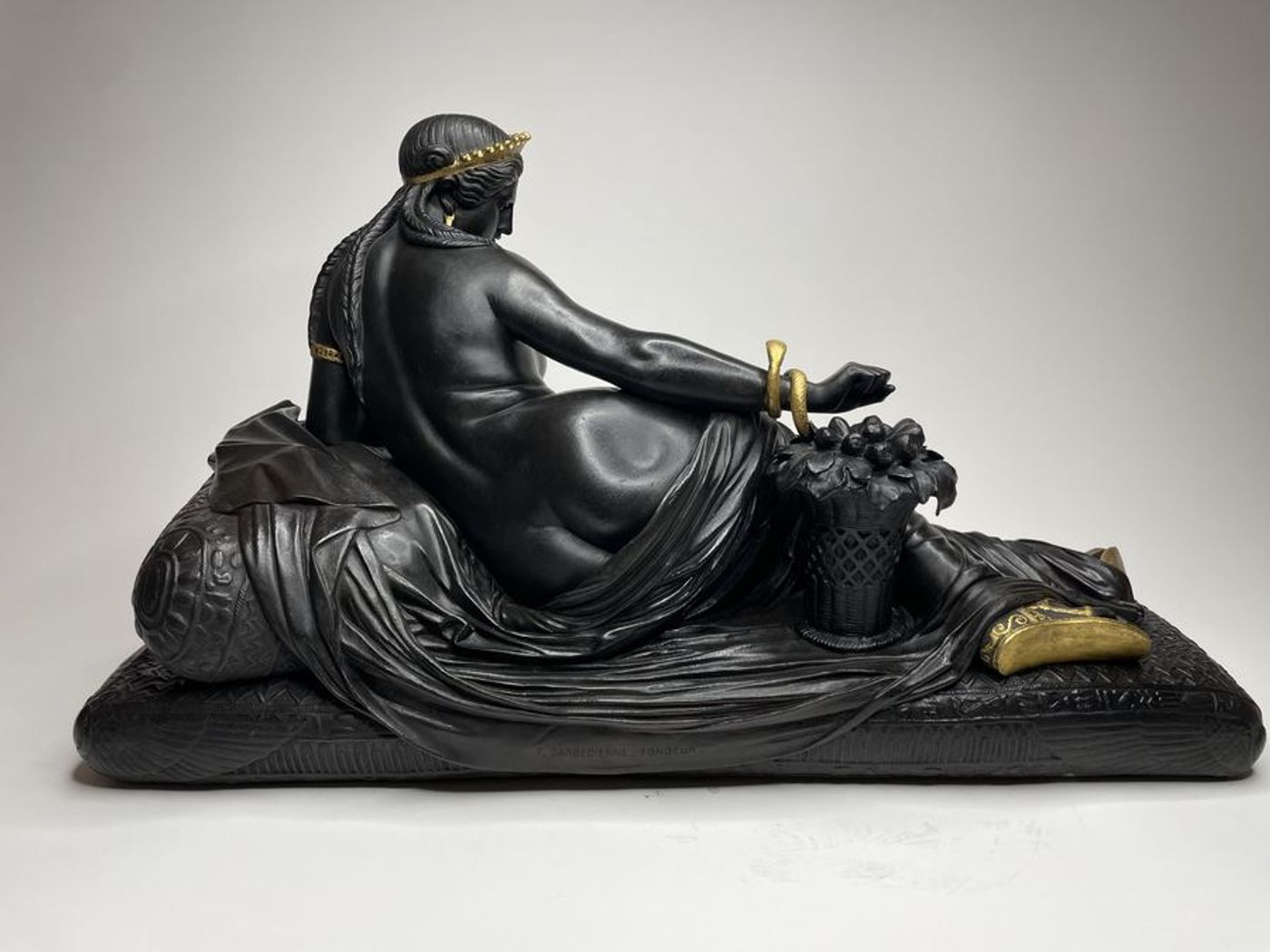 Cléopâtre Couchée