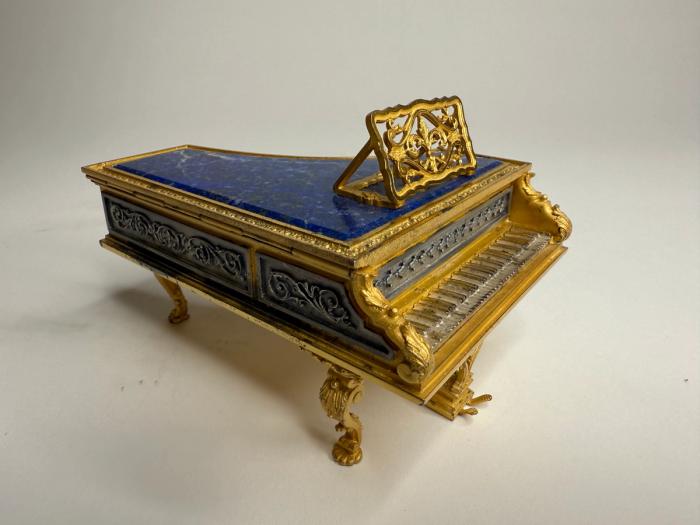 Silver, Gilt & Lapis Lazuli Piano-Form Box