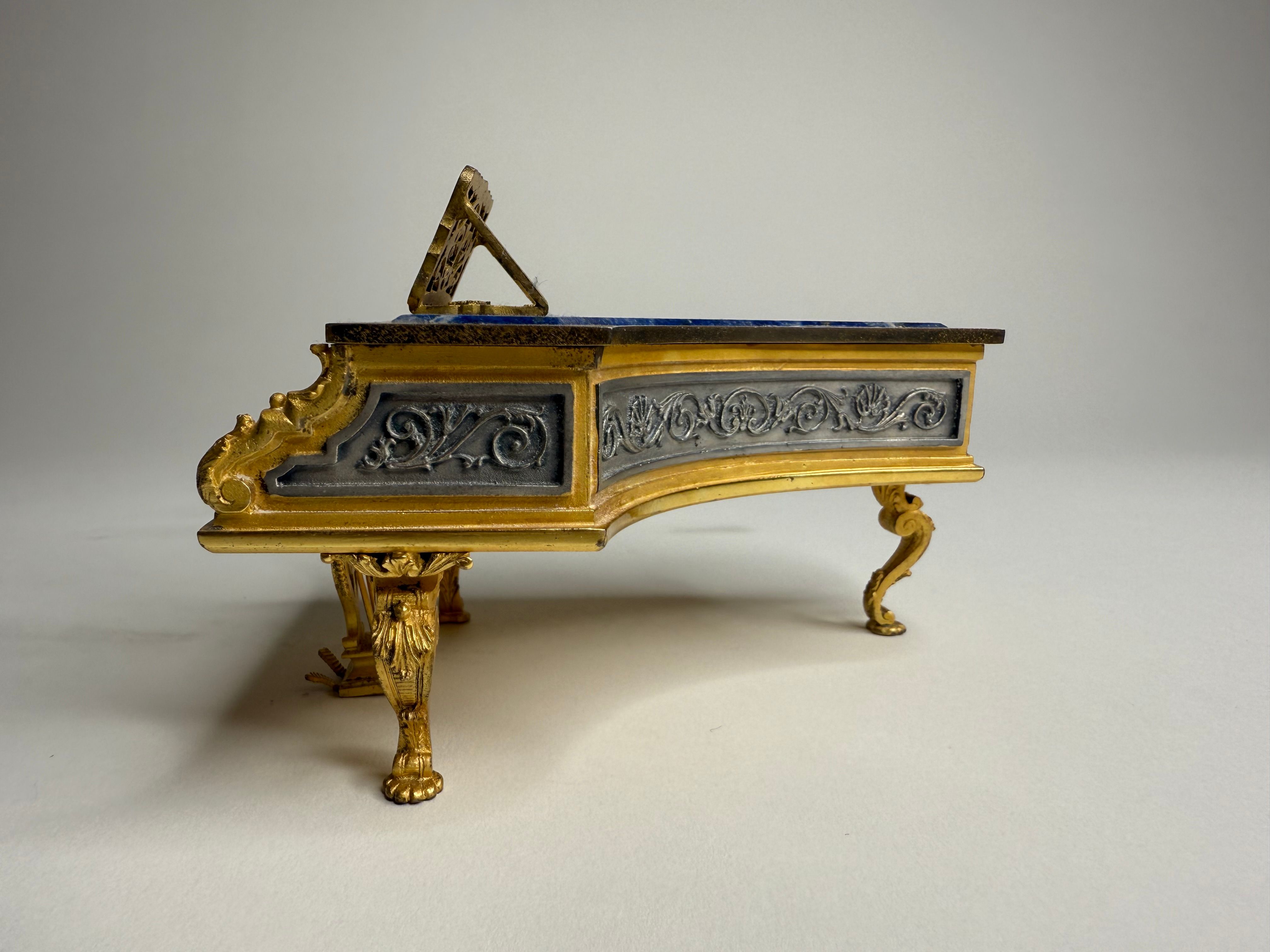 Silver, Gilt & Lapis Lazuli Piano-Form Box, view 3