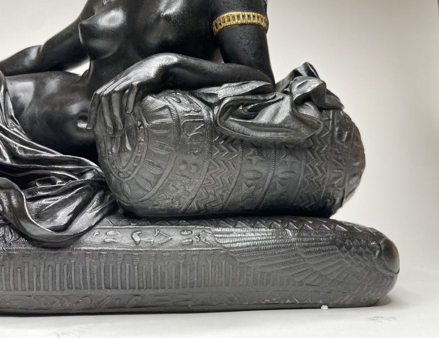 Cléopâtre Couchée