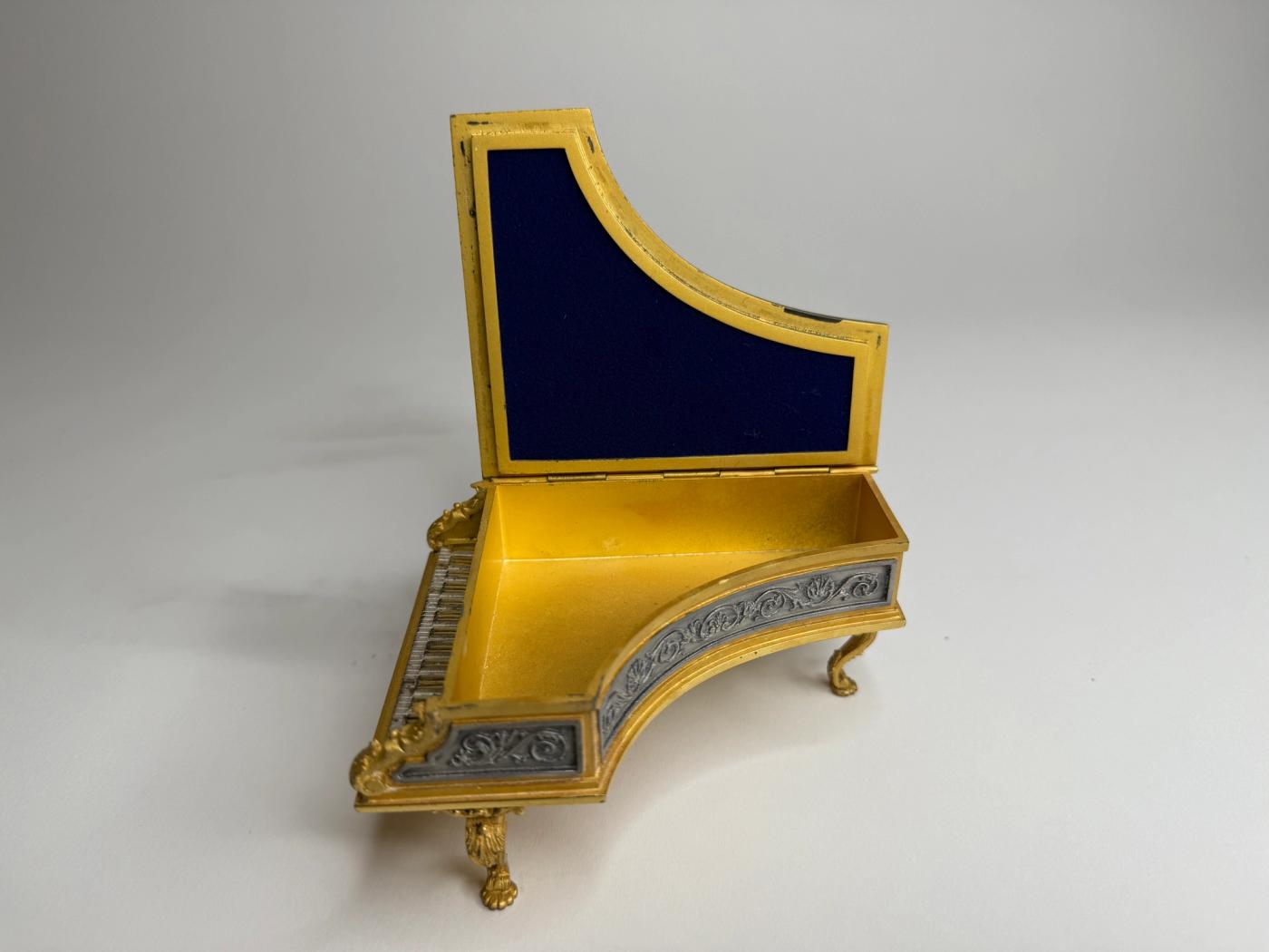 Silver, Gilt & Lapis Lazuli Piano-Form Box
