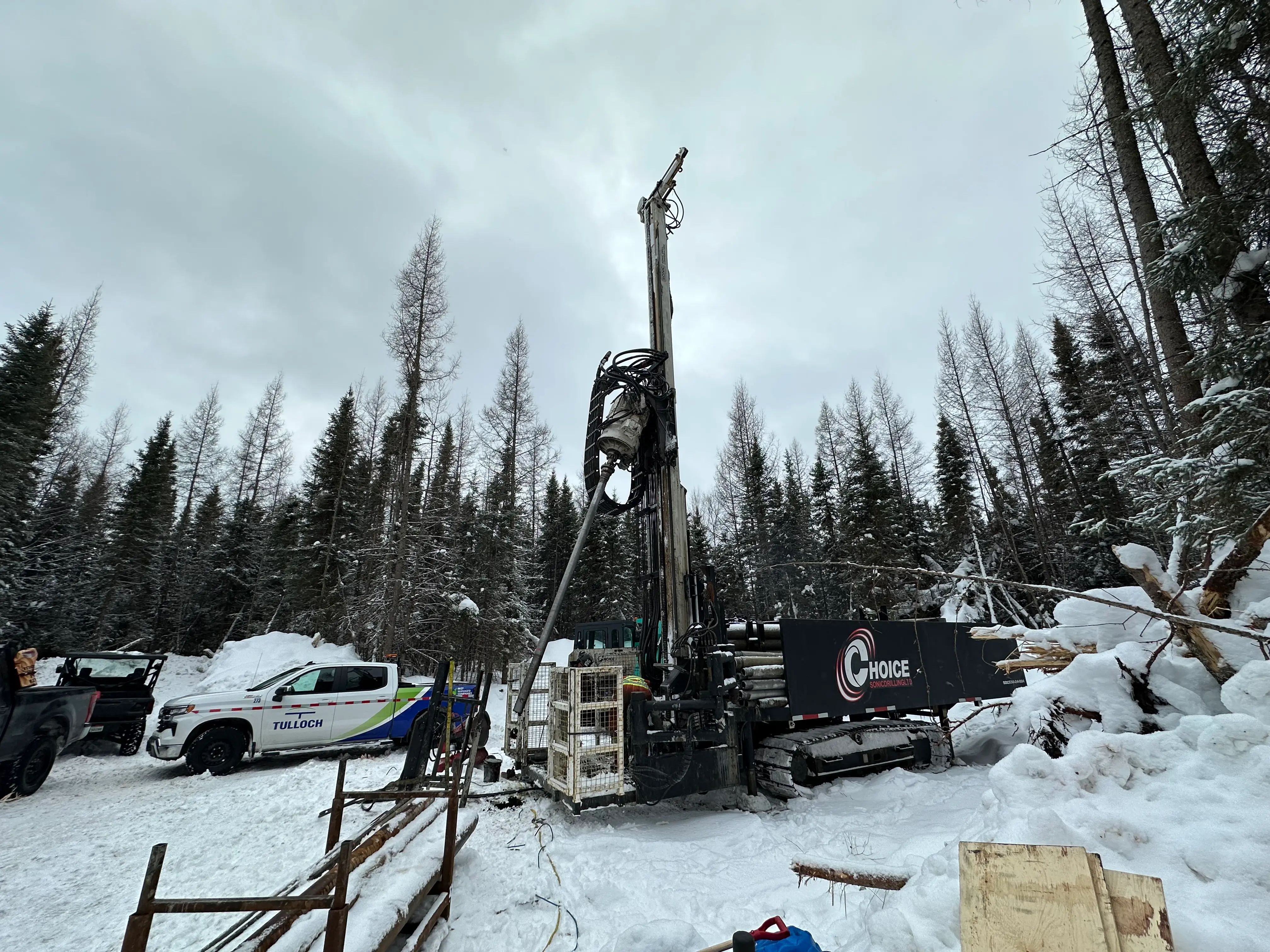 Sonic drilling equipment operating during geotechnical investigations at the Crawford Project.