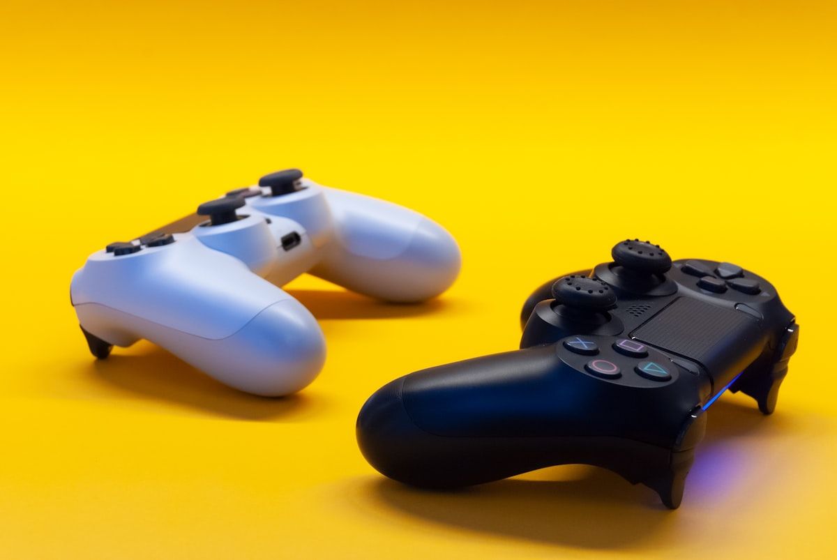 Comparativo de Gadgets para Games: PC Gamer vs. Consoles e Periféricos