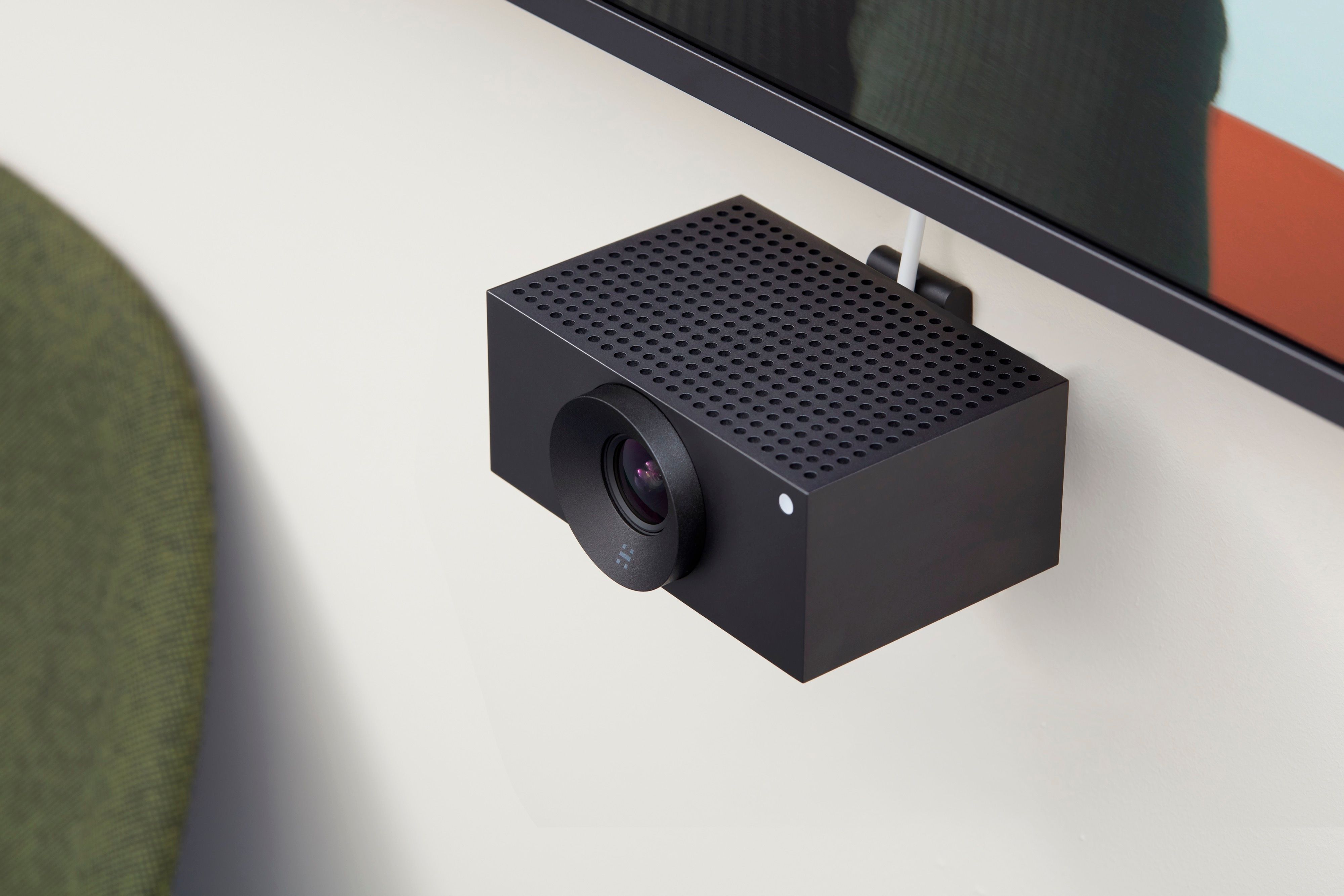 Introducing Huddly L1: the AI collaboration camera for large 