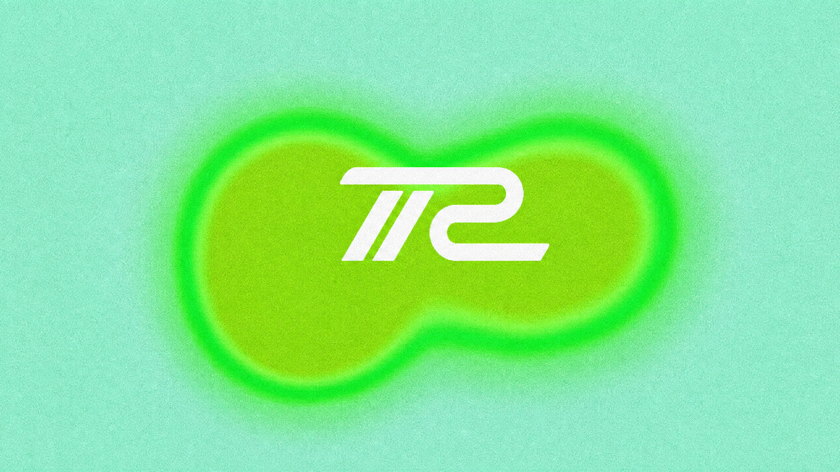 rTracer logo on a bright green rounded blob against mint
