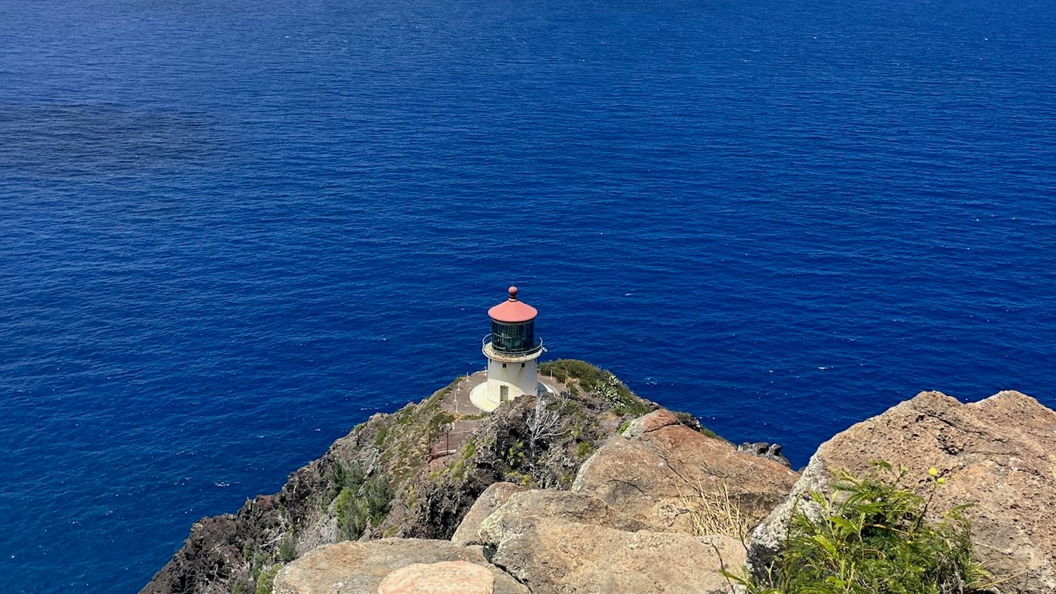 A Perfect Mix of Hiking and Beaching in Hawaii