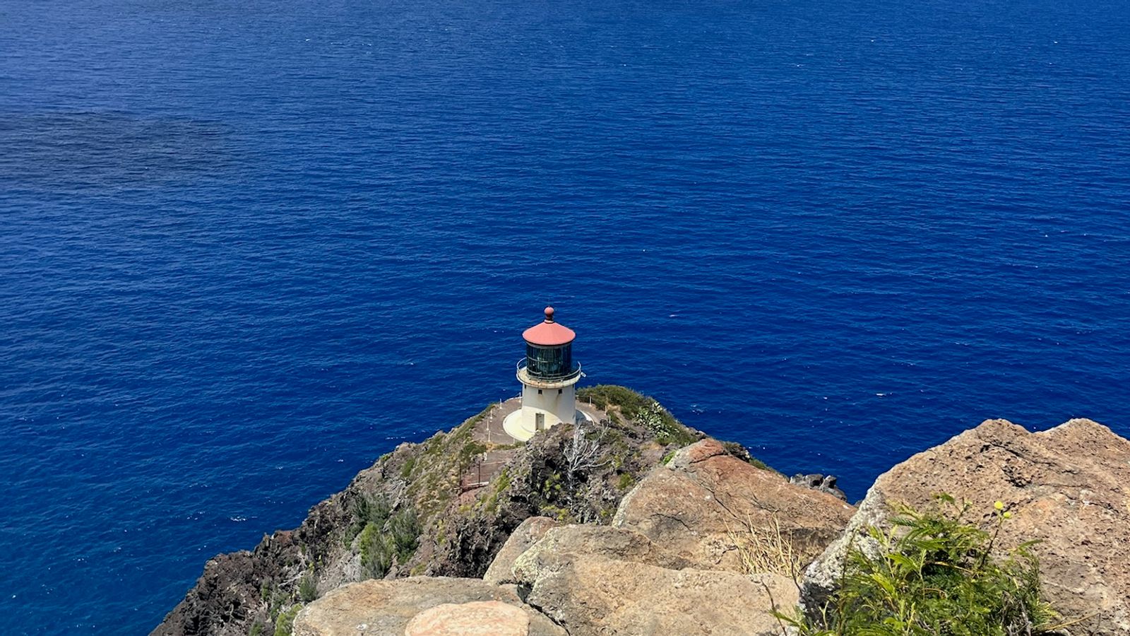 A Perfect Mix of Hiking and Beaching in Hawaii