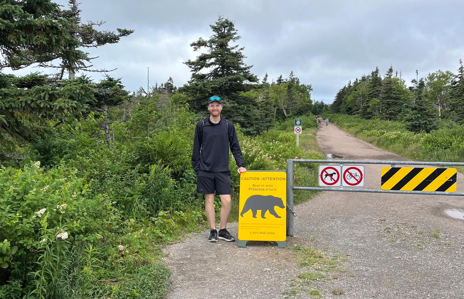 Sign saying bears spotted in vicinity