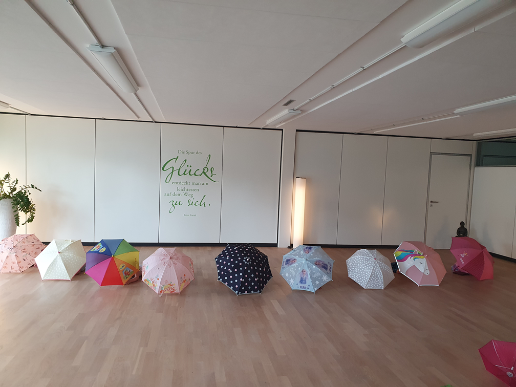 Kindertanz,Kimub,Thalwil,Bassersdorf,Kloten,Nuerensdorf,Baltenswil,Rueschlikon,Horgen,Oberrieden,Gattikon,Kinderstunde,Kindertanz,Rhythmik,Musik,Theater,Geschichten,Impressionen,Geschichten