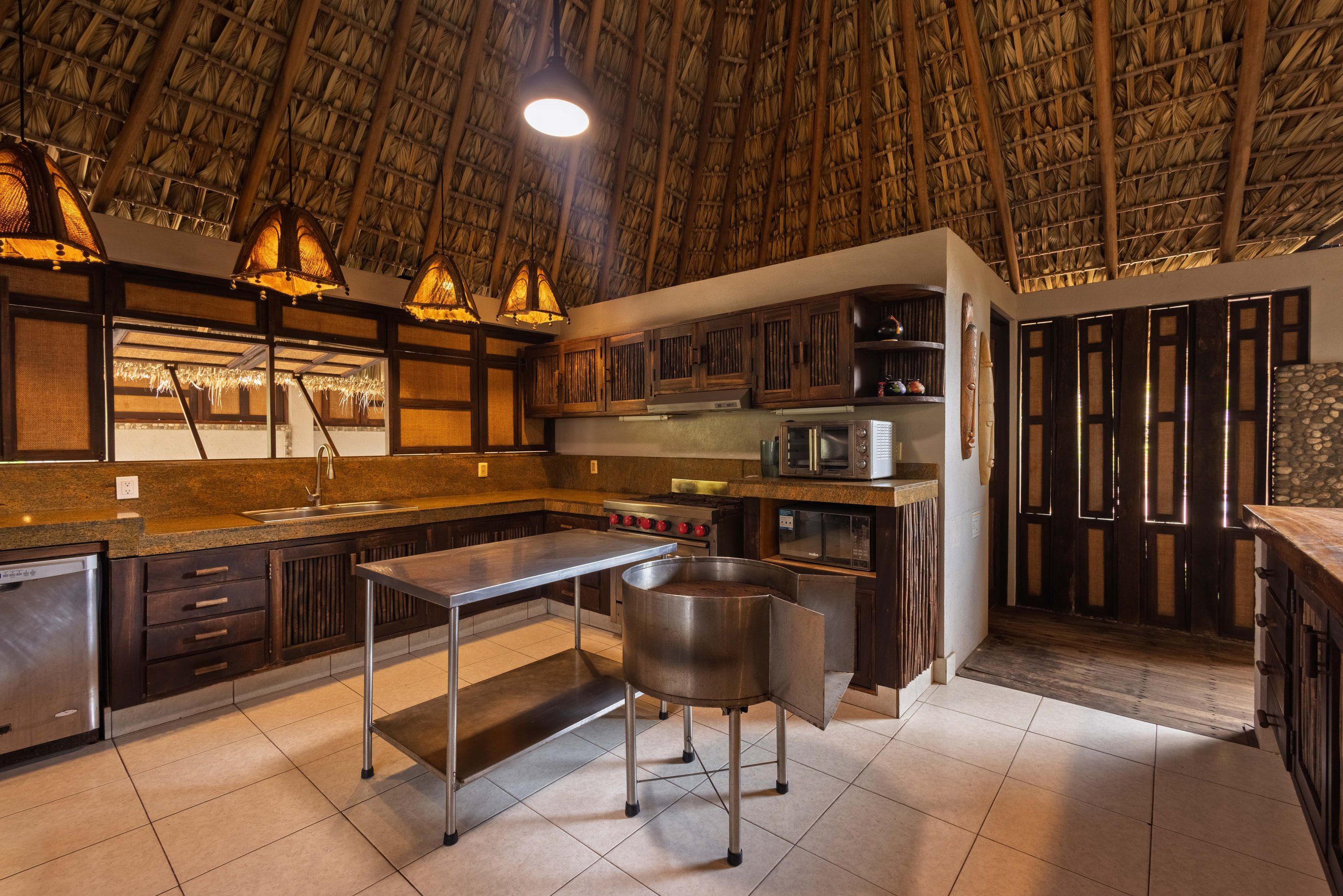 Professional kitchen in the social palapa, Casa 6 Elementos