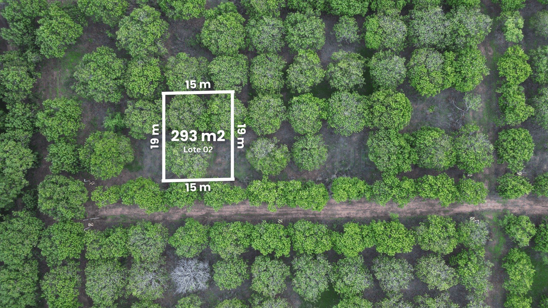 Vue zénithale du contour du Lote 02, 15 × 19 m, 293 m²