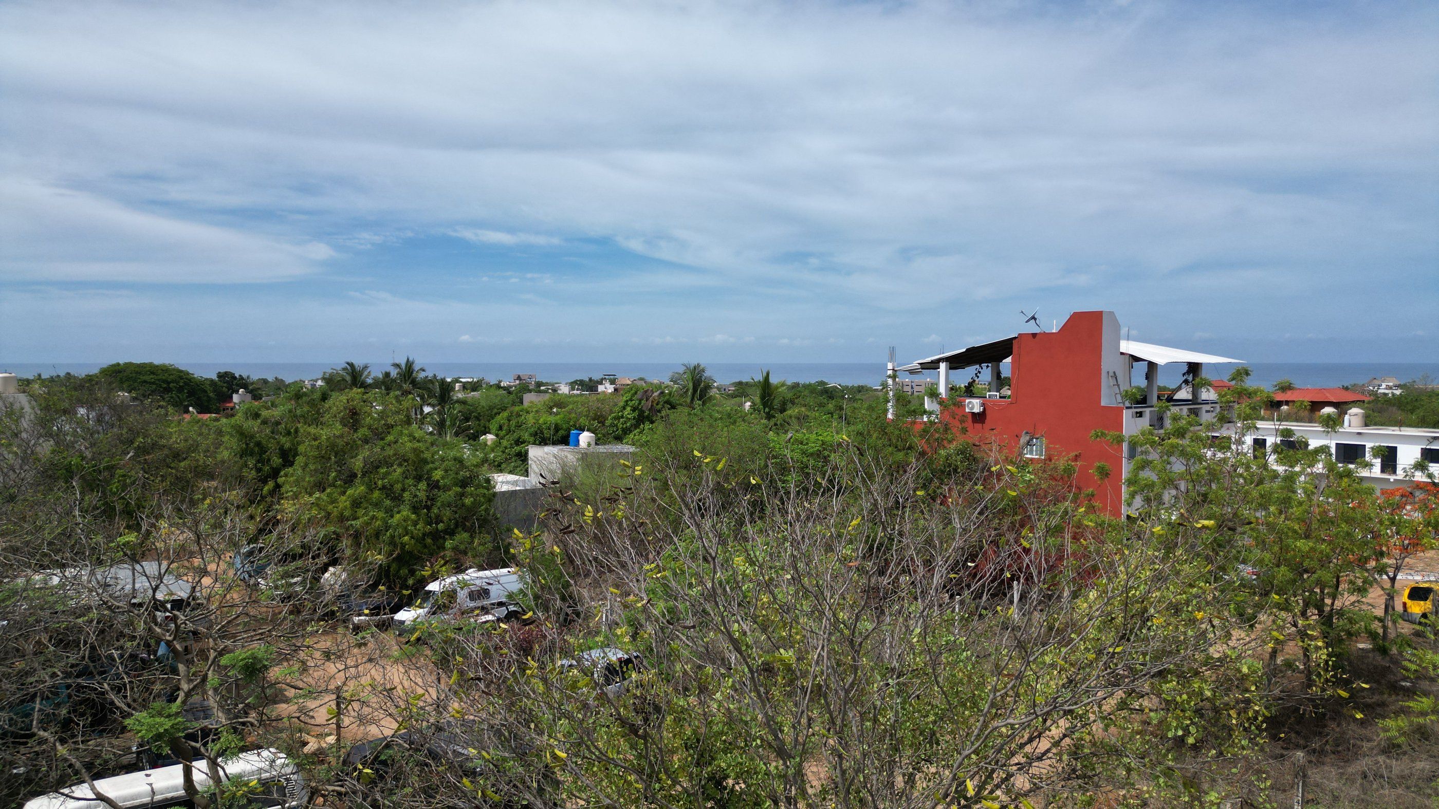 Vista hacia el mar desde lo alto del terreno, La Barra de Colotepec