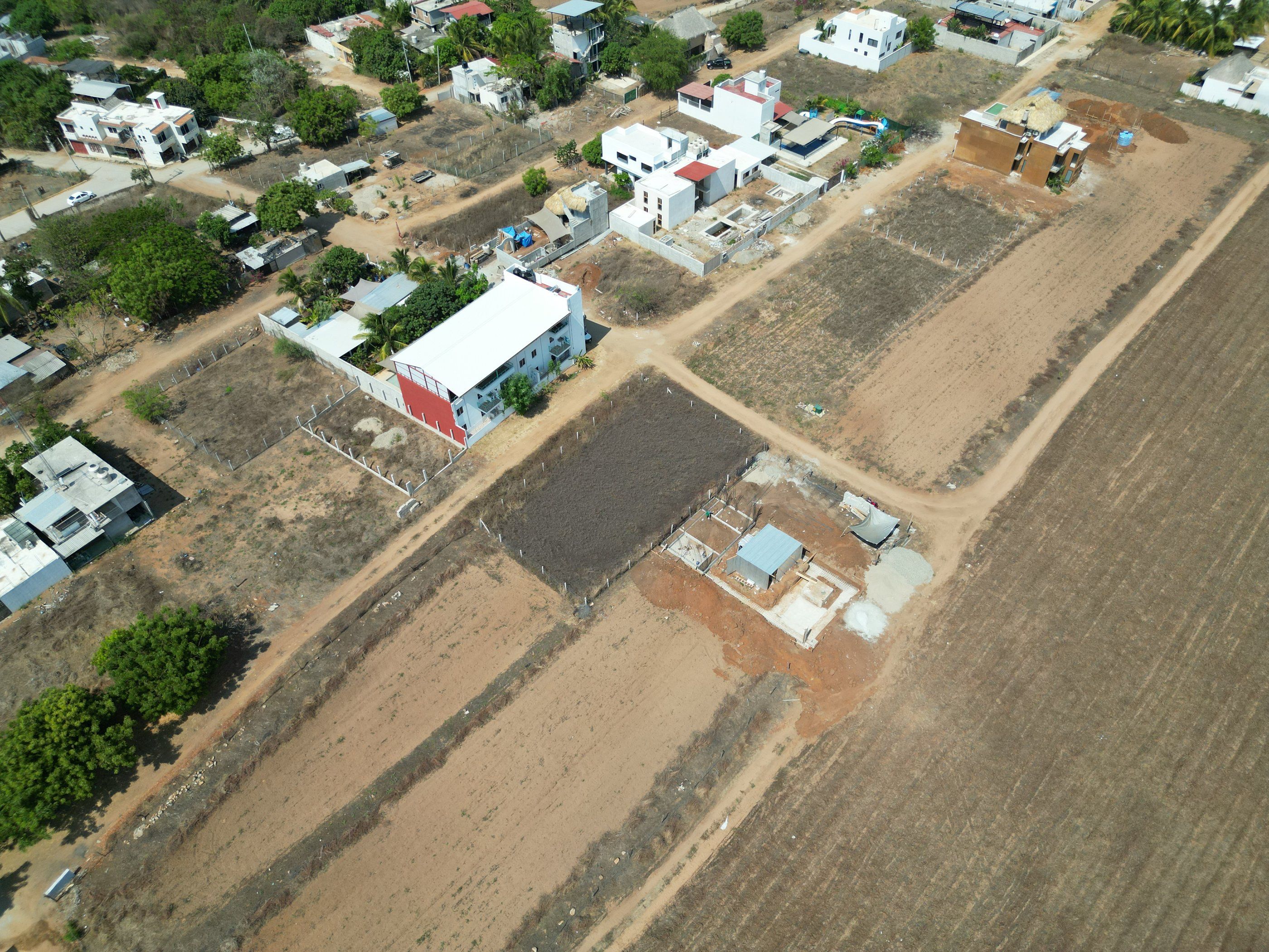 Vista aérea de los terrenos y su acceso, Barra de Colotepec